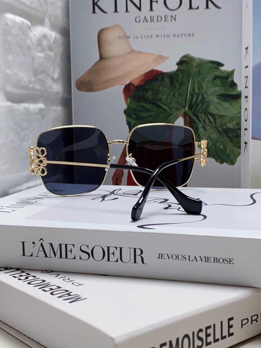  Loewe罗意威 2024新款太阳眼镜女士方形时尚潮流复古风金属个性墨镜大框 