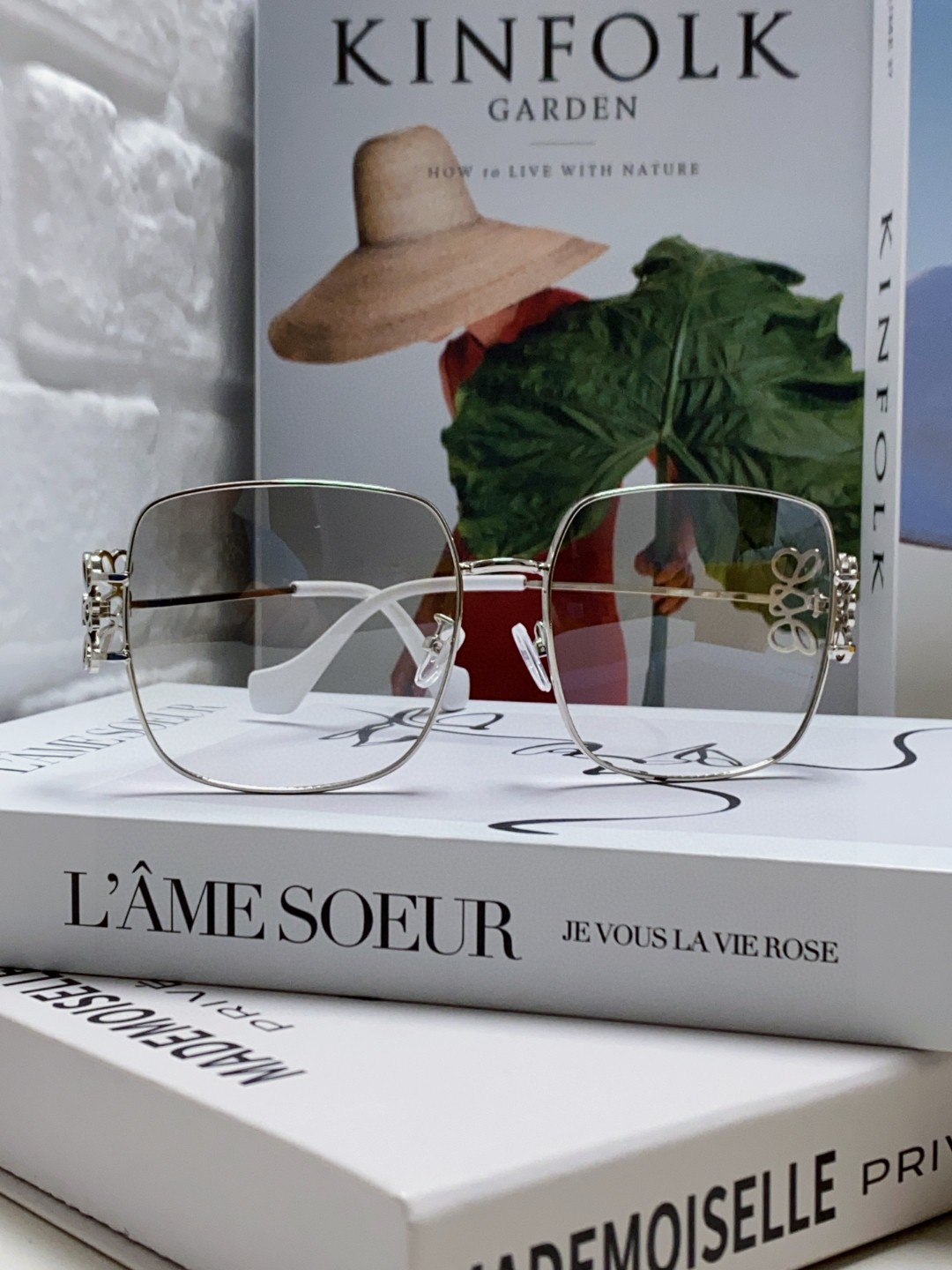  Loewe罗意威 2024新款太阳眼镜女士方形时尚潮流复古风金属个性墨镜大框 