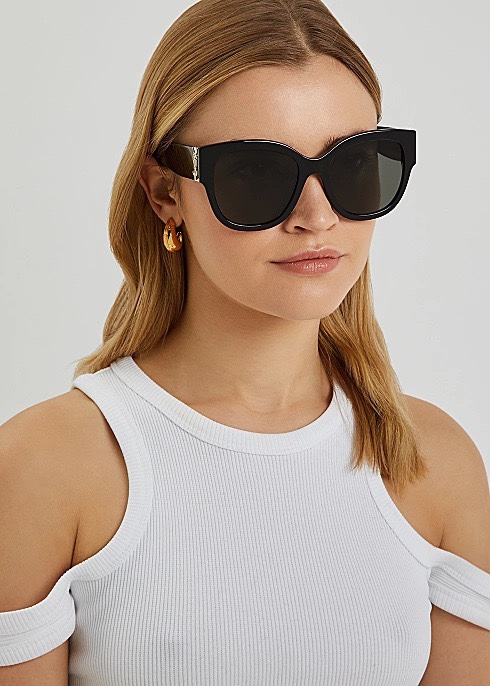  YSL圣罗兰 无法超逸的单品
跟足原版色 
肉眼可见的品质差别  
SAINT LAUREN
SL M