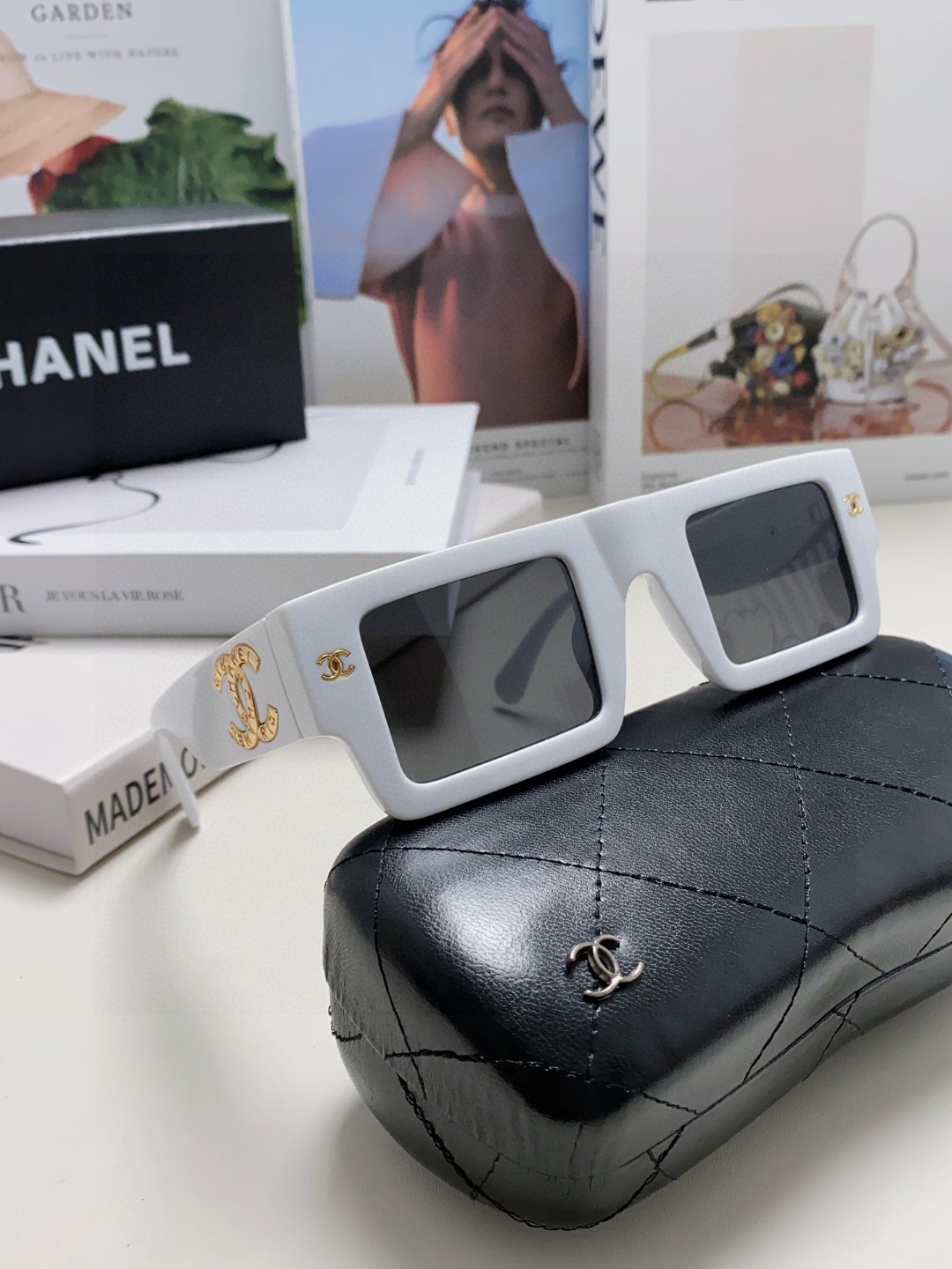  Chanel香奈儿 2025新款墨镜太阳镜女男夏防晒潮防紫外线眼镜网红开车大脸方框眼镜 