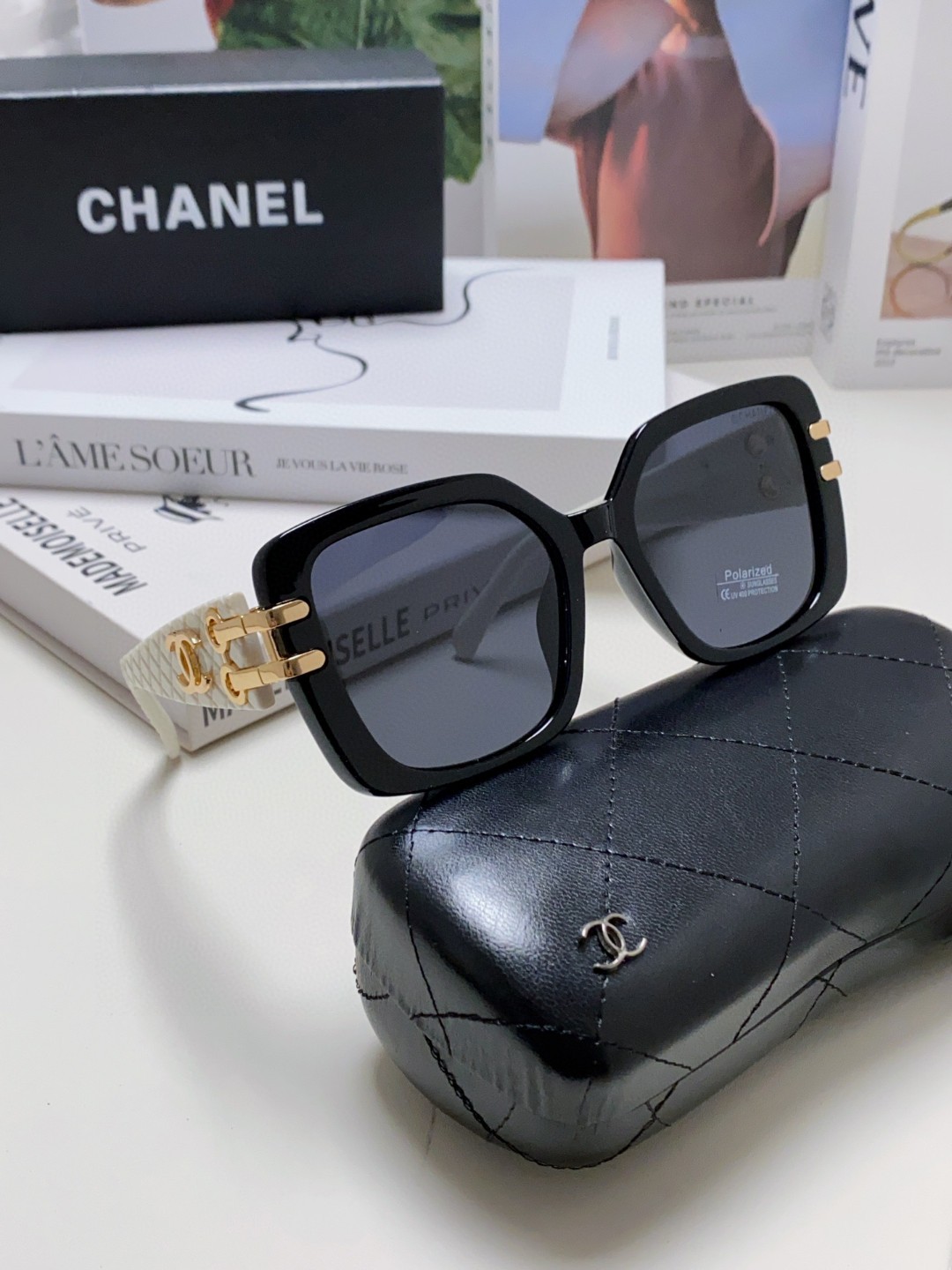  CHANEL香奈儿 活动新款网红明星2025小香带字母大框太阳镜情侣时尚显瘦 墨镜