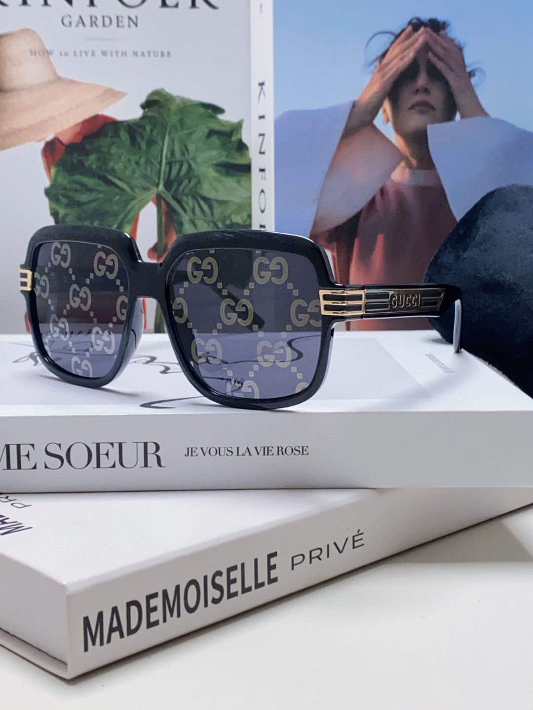  Gucci  古奇 2025新款 经典的圆框设计，情侣款不挑脸型，无论搭配大衣还是连衣裙都非常显气质偏