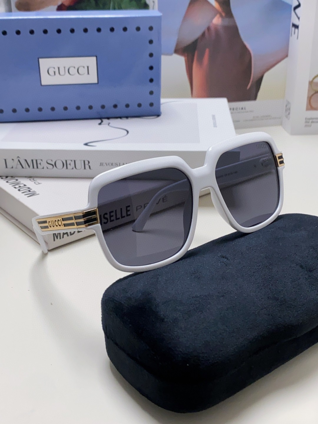  Gucci  古奇 2025新款 经典的圆框设计，情侣款不挑脸型，无论搭配大衣还是连衣裙都非常显气质偏