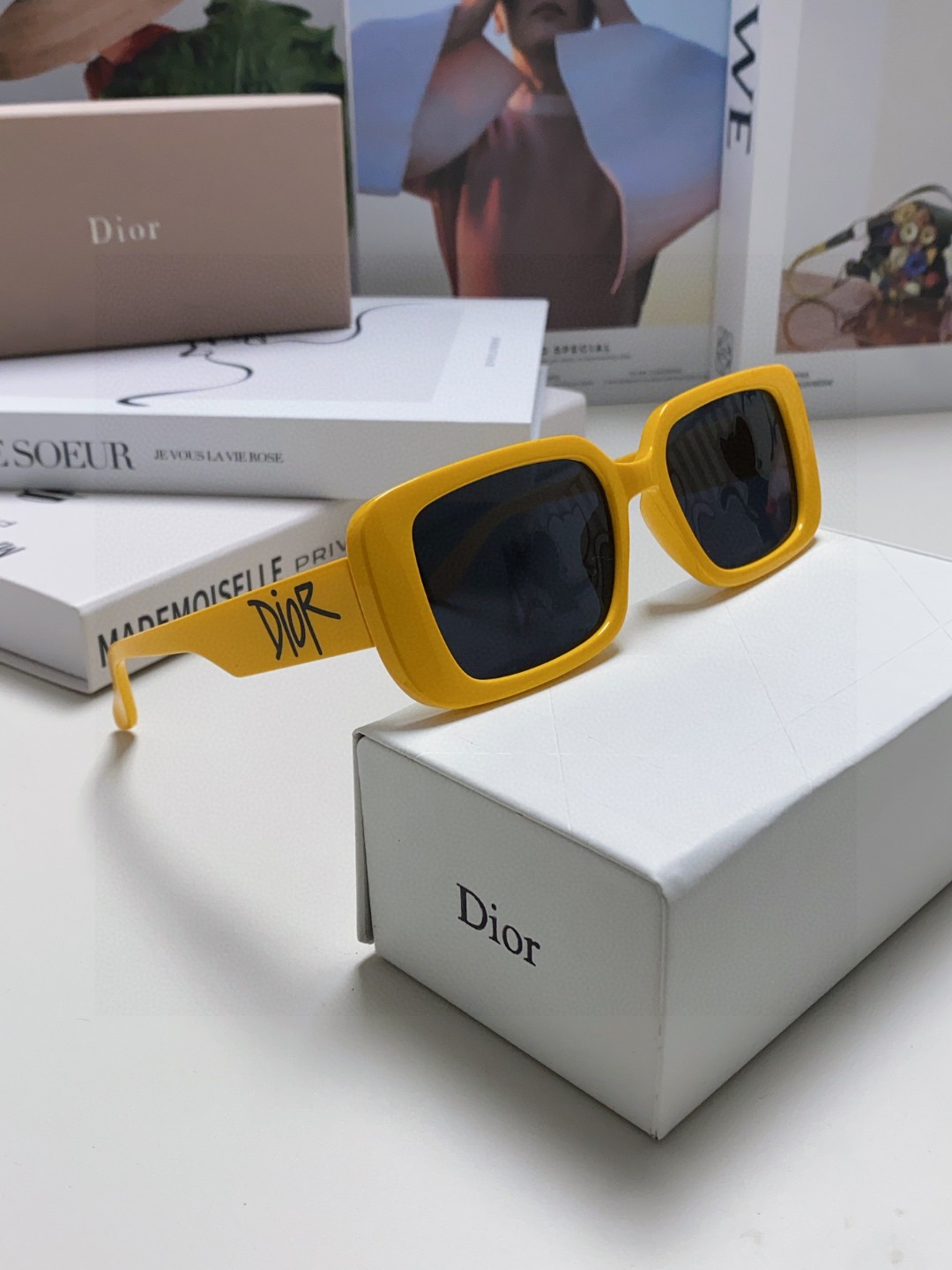  Dior迪奥 2024新款方形墨镜女高级感网红风字母太阳眼镜防紫外线凹造型潮酷 椭圆方框 女士墨镜 