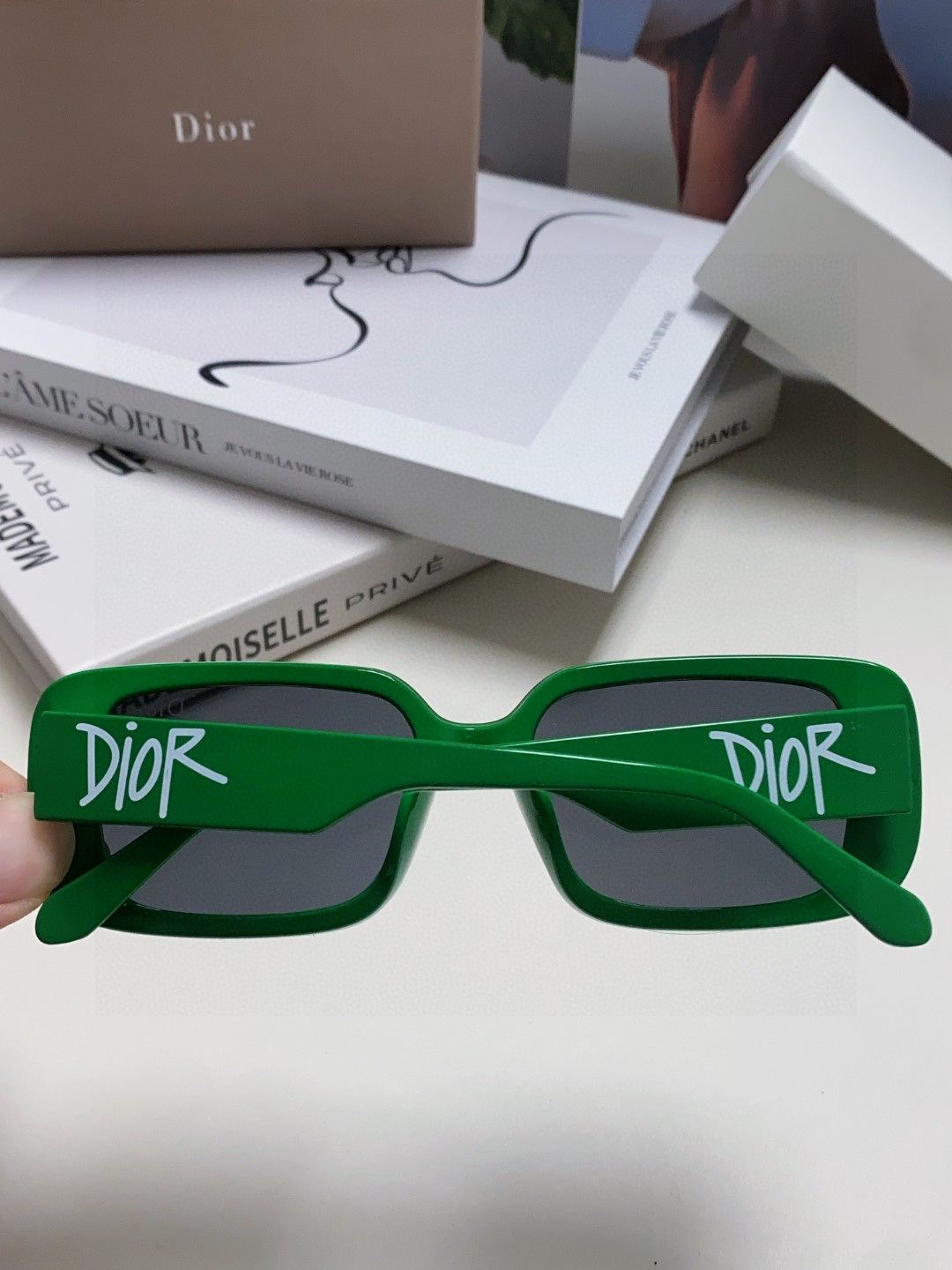  Dior迪奥 2024新款方形墨镜女高级感网红风字母太阳眼镜防紫外线凹造型潮酷 椭圆方框 女士墨镜 