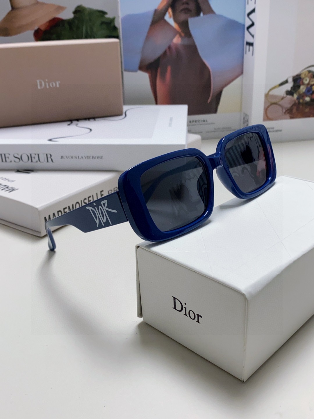  Dior迪奥 2024新款方形墨镜女高级感网红风字母太阳眼镜防紫外线凹造型潮酷 椭圆方框 女士墨镜 