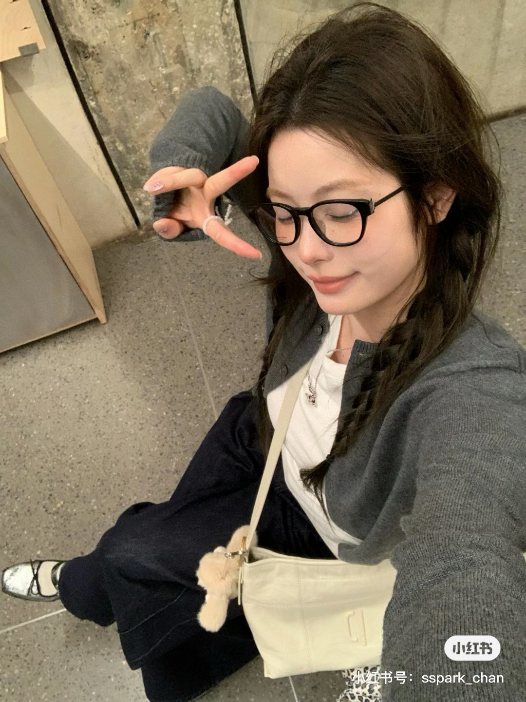  SAINT LAURENT
 眼镜的颜值天花板 🎗圣罗兰新款胶囊系列✔️如果想要极简纯欲风
不要错过这