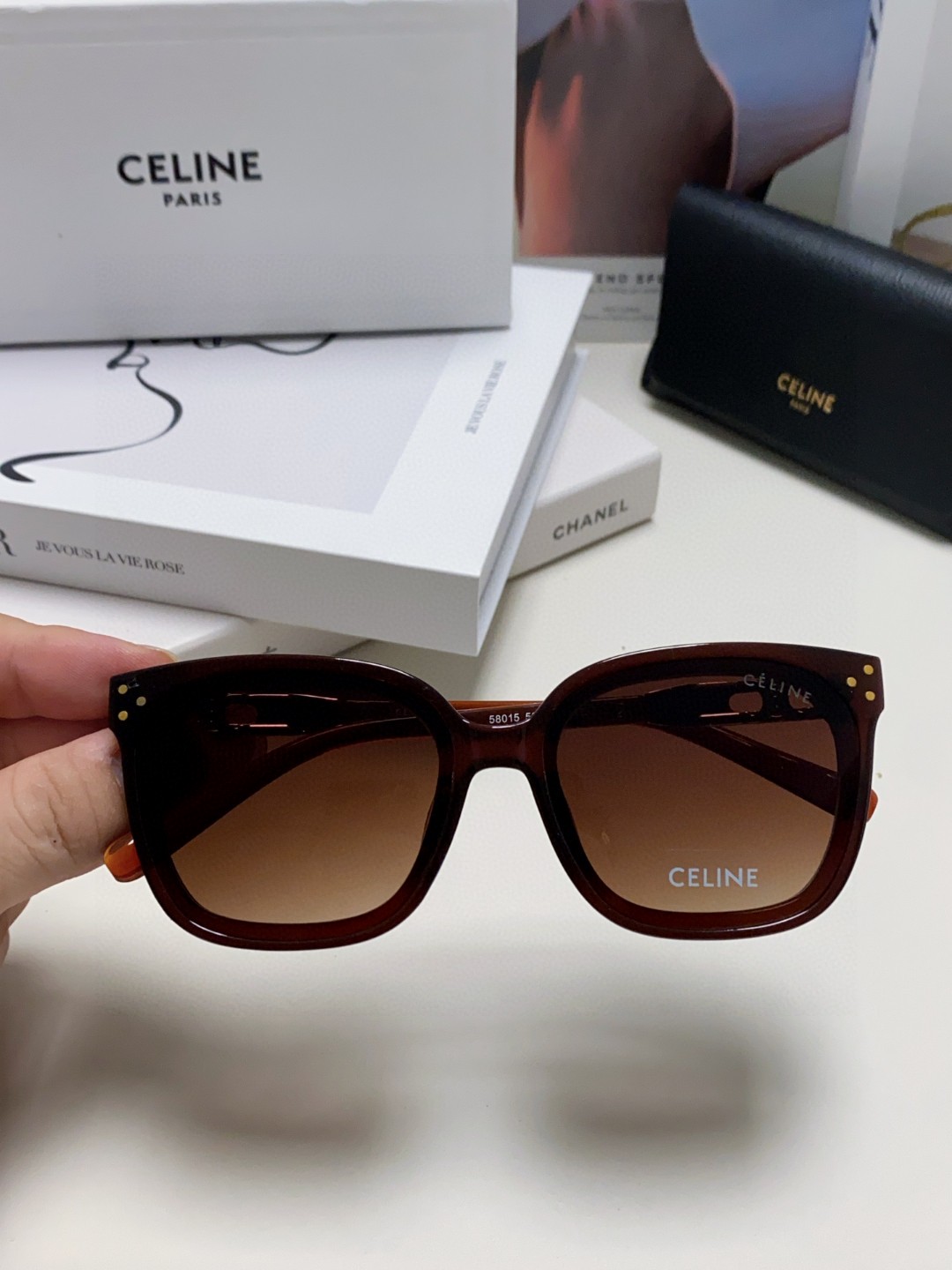  Celine塞林 2025新款时尚复古凯旋门墨镜经典太阳眼镜户外开车防晒男女通用 新设计语言
