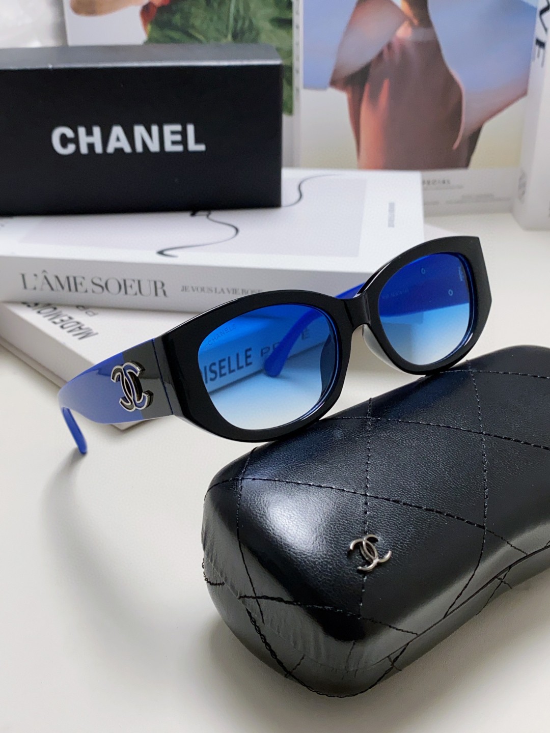  CHANEL香奈儿 2025新款熊猫拼色镜腿椭圆时尚太阳眼镜墨镜CH5524