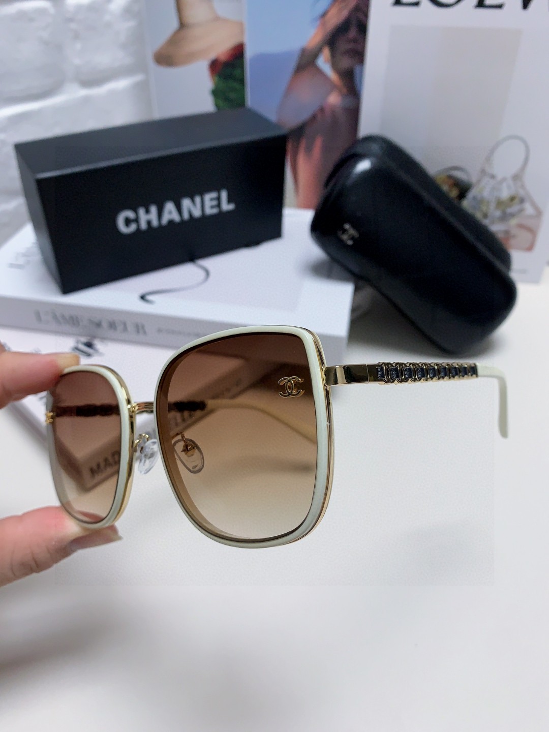  Chanel 香奈儿 2025新品网红同款女士太阳眼镜时尚潮流墨镜开车防紫外线墨镜 新款链条双c 