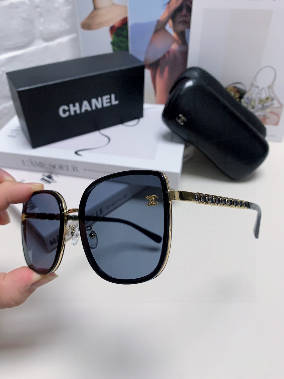  Chanel 香奈儿 2025新品网红同款女士太阳眼镜时尚潮流墨镜开车防紫外线墨镜 新款链条双c 