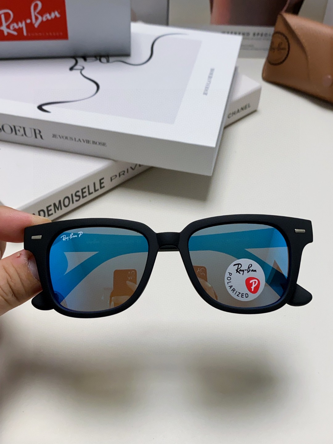  雷朋/RAY BAN太阳镜 2025新款潮流开车出游方形遮阳墨镜 时尚偏光镜片 男女通用 RB5377