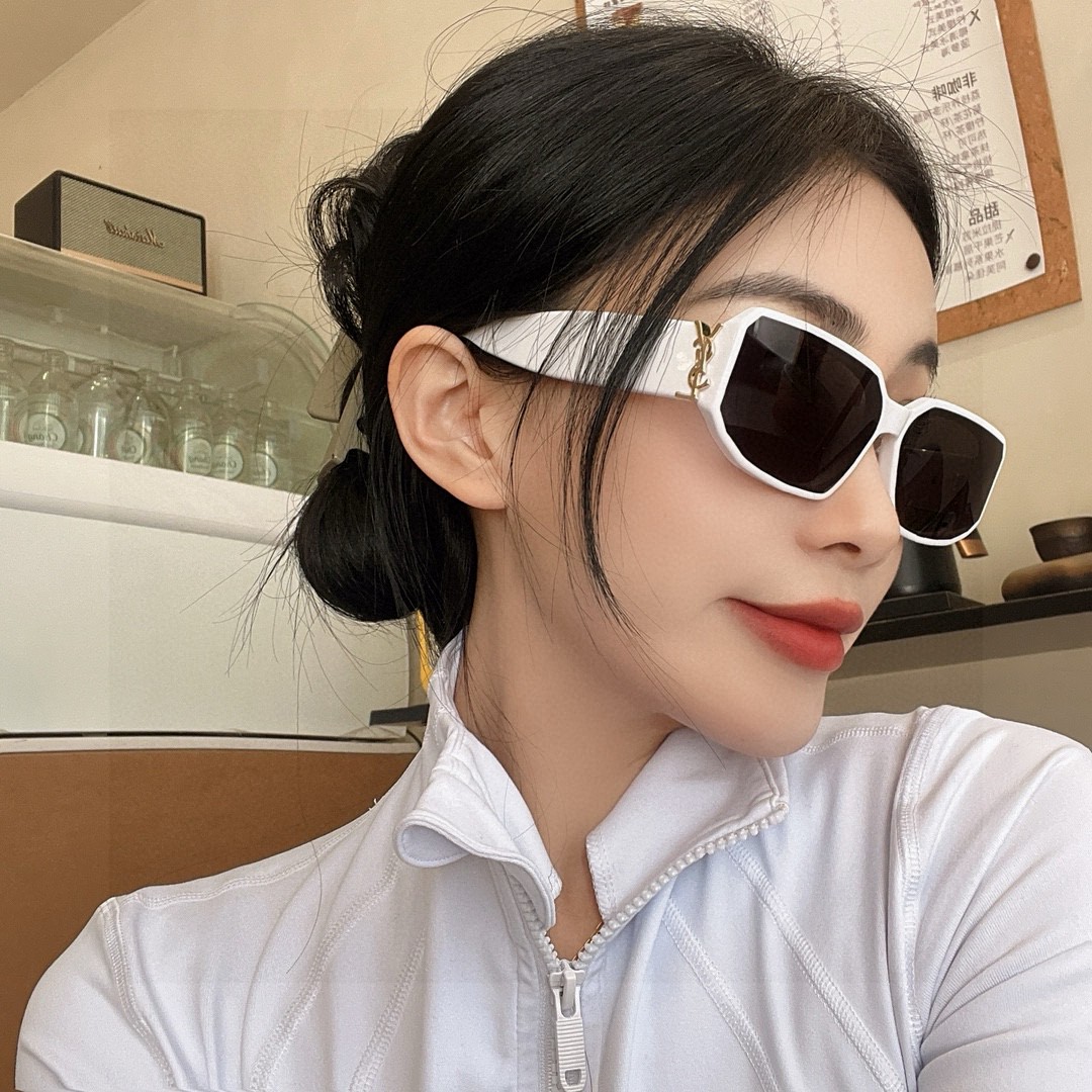 YSL/圣罗兰墨镜女. 猫眼时尚运动防蓝光太阳镜遮阳镜 