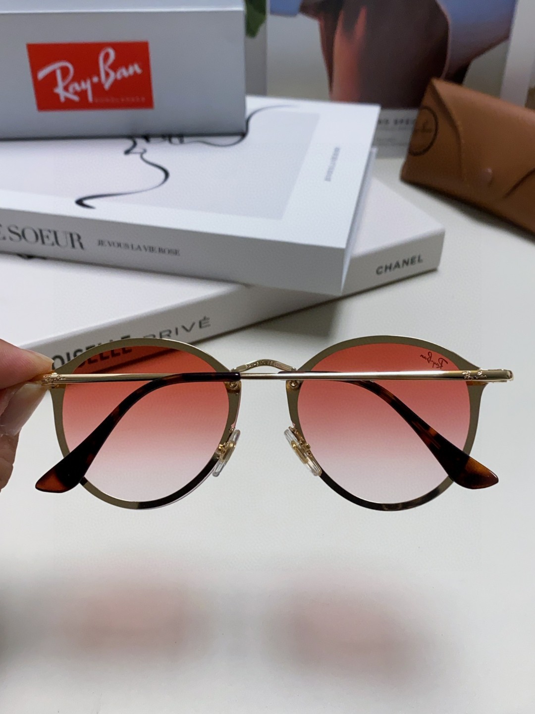  RAYBAN  雷朋RB3574  size：59-14-145 经典同款墨镜 嘻哈太阳眼镜男女款  