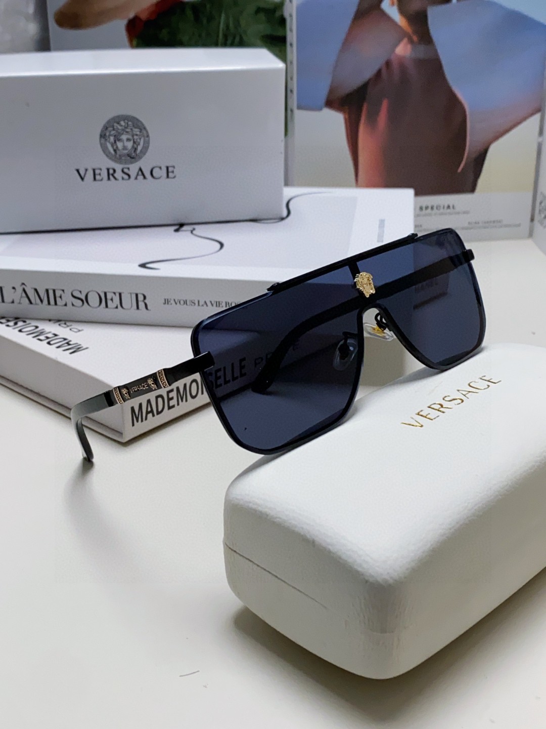  Versace范思哲 2025新款人头连体片太阳镜欧美个性男女墨镜跨境摩登太阳眼镜ins 男女通用