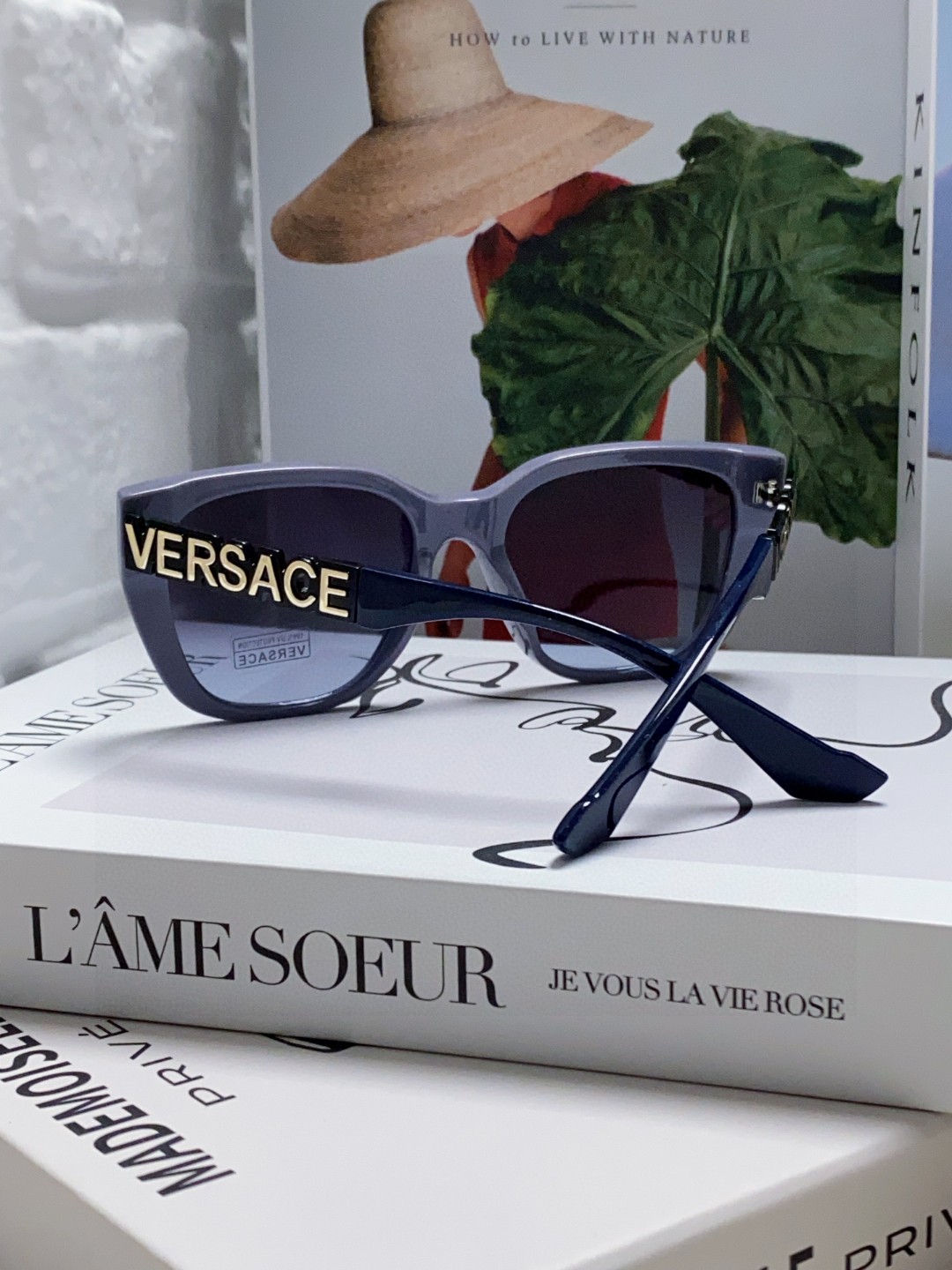   VERSACE 范思哲 👍 Size ：53口18-145
绝对要买😎真心美的让人非常非常心动  上