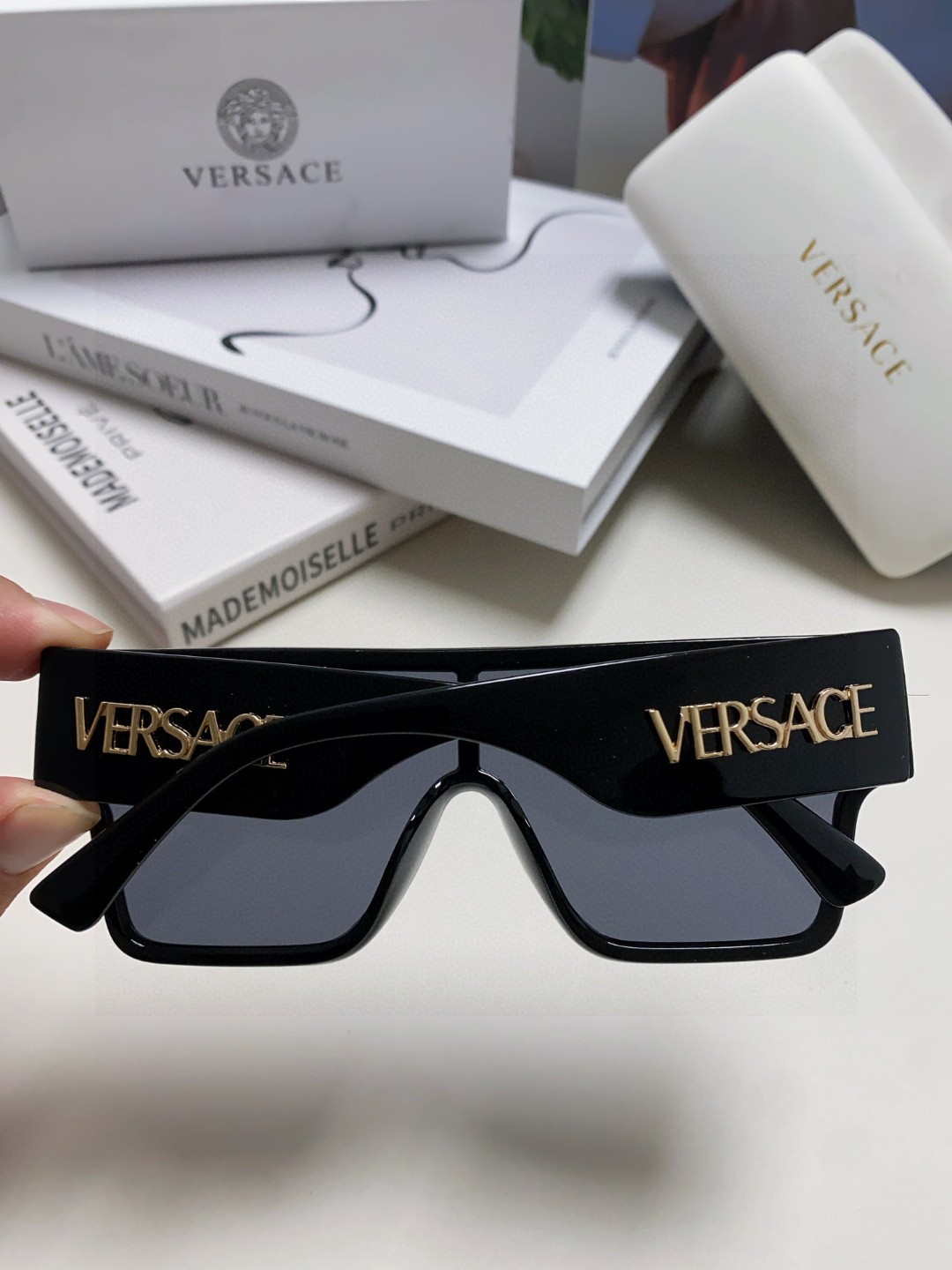  Versace范思哲 2025新款 欧美风连体方形大框太阳眼镜女圆脸 时尚墨镜男女通用