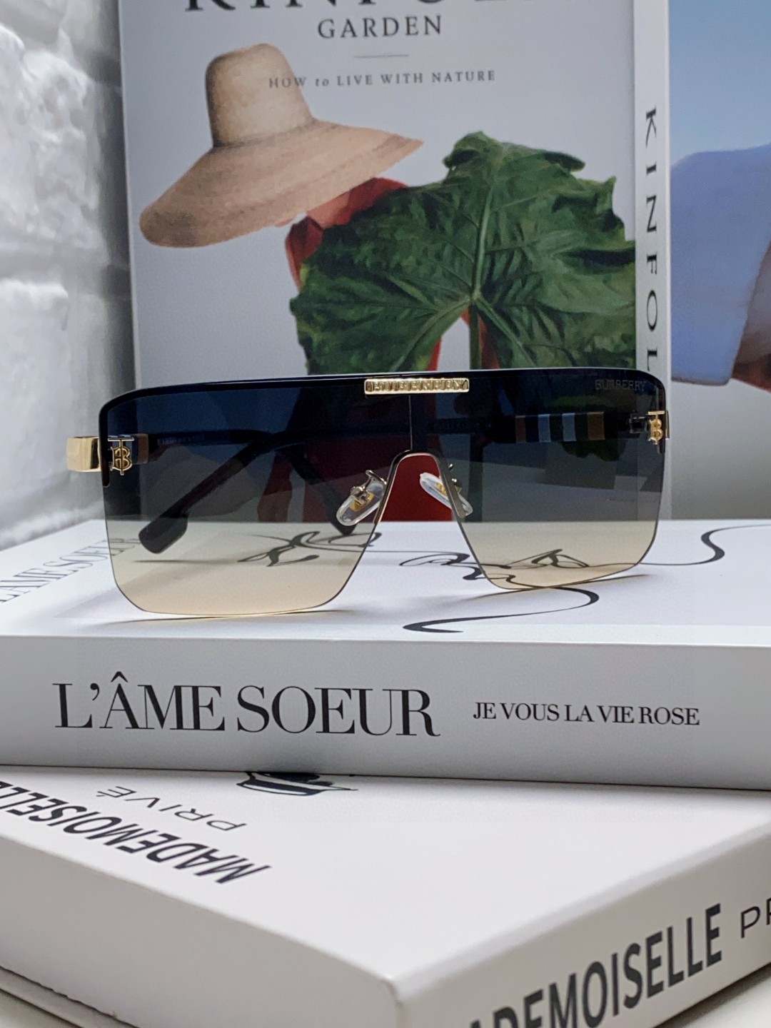  Burberry巴宝莉 2025新款流行个性欧美男太阳镜防紫外线外贸眼镜女莉防晒休闲情侣墨镜 TB新L