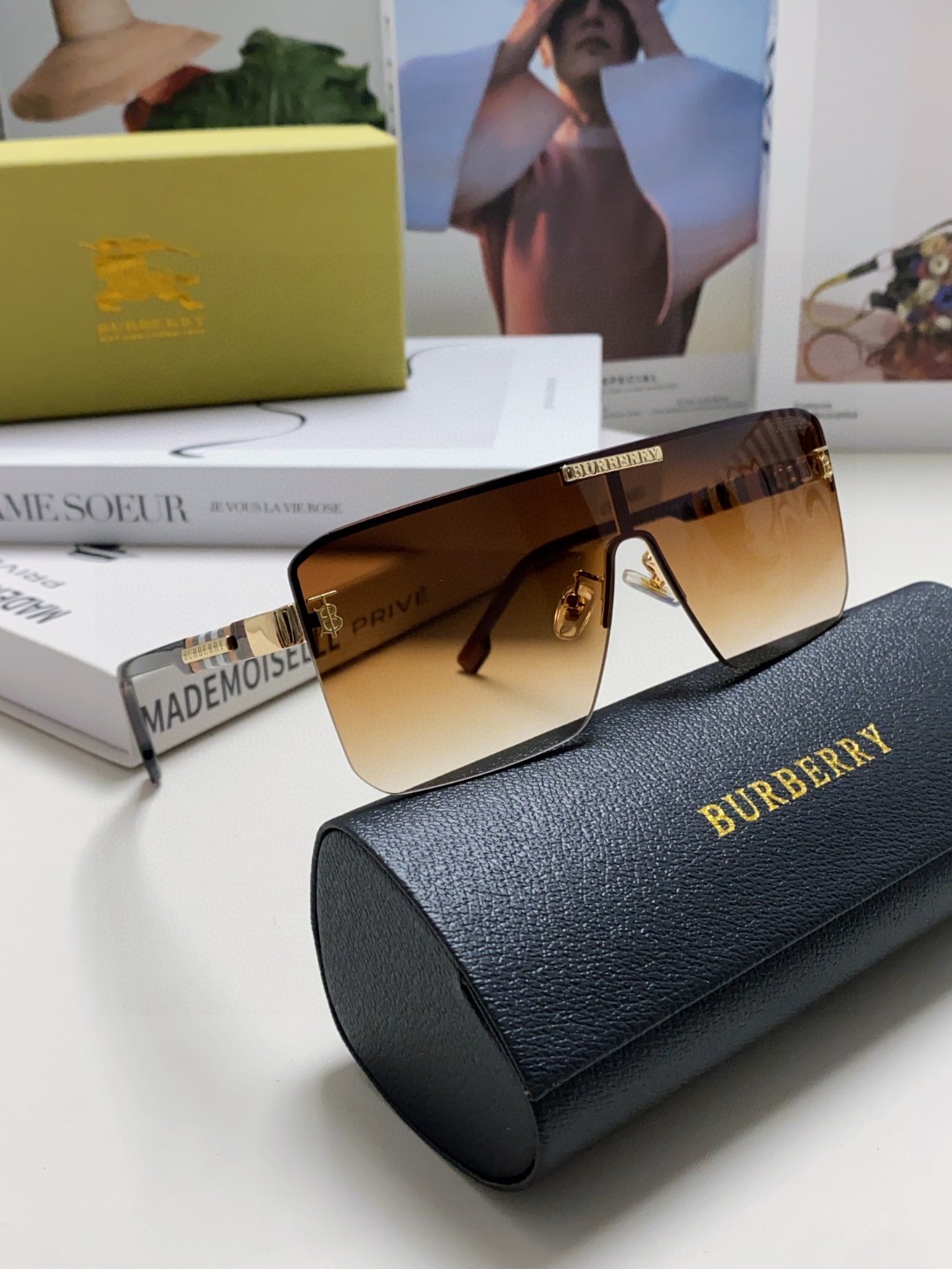 Burberry巴宝莉 2025新款流行个性欧美男太阳镜防紫外线外贸眼镜女莉防晒休闲情侣墨镜 TB新L