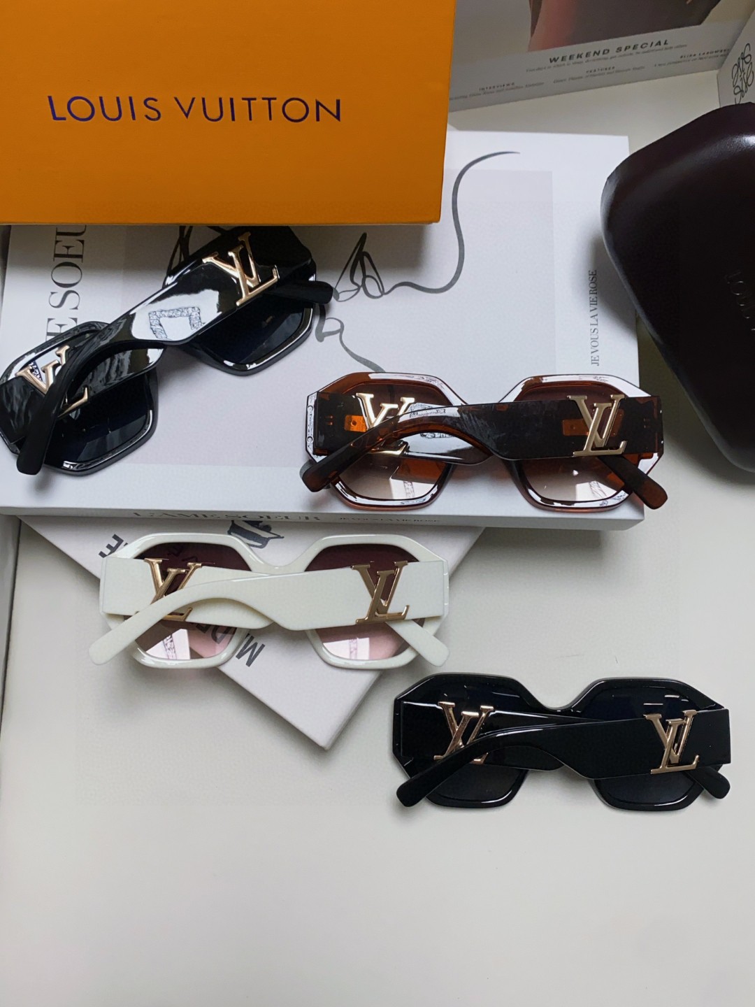   lv 路易威登 大框太阳镜墨镜经典的方框设计，不挑脸型，无论搭配大衣还是连衣裙都非常显气质预防紫外线