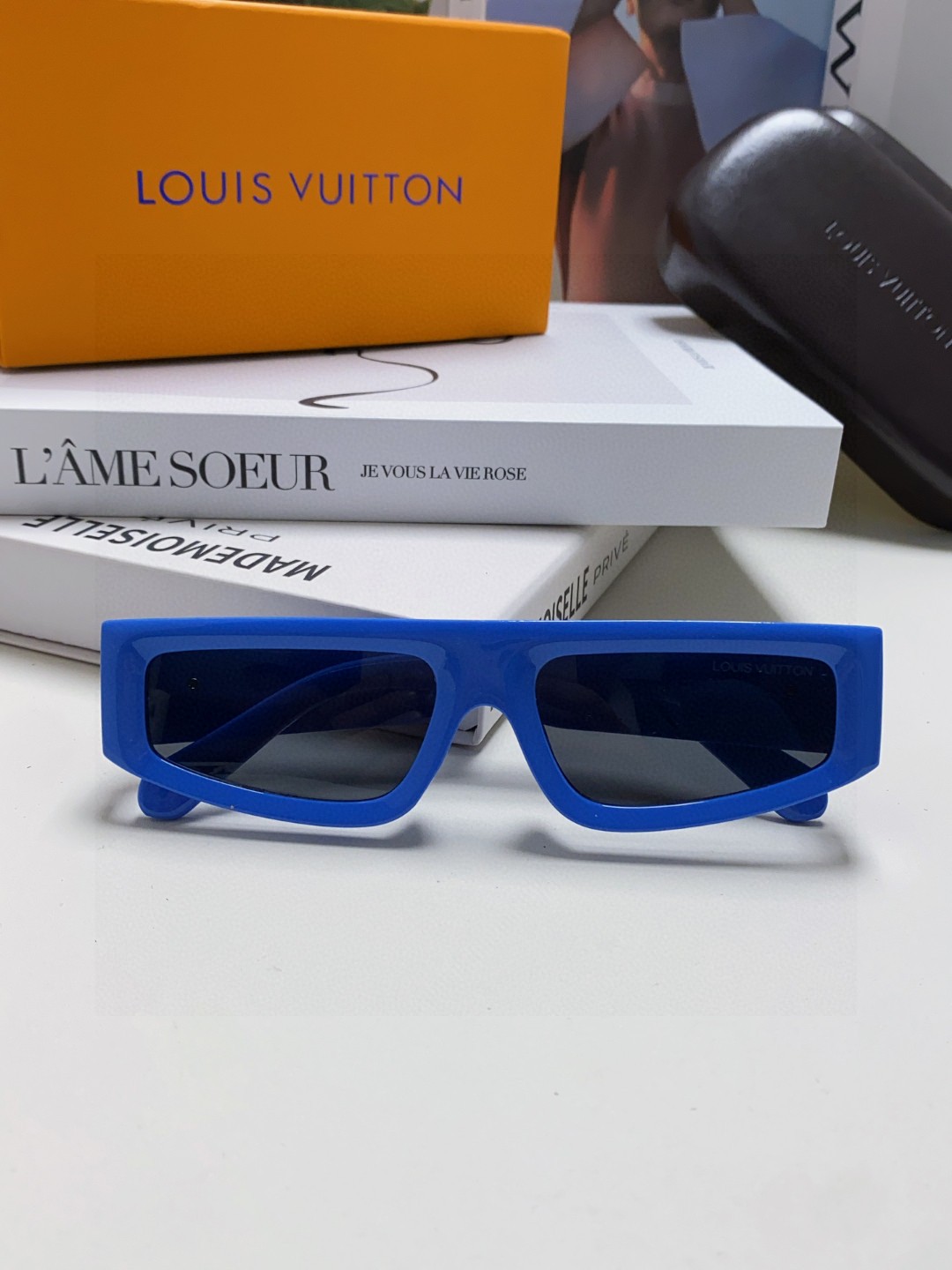  Lv路易威登 最新米兰走秀款 LOUIS VUITTON  顶级镀金💎四叶草🍀 男女通用猫眼 时尚上档