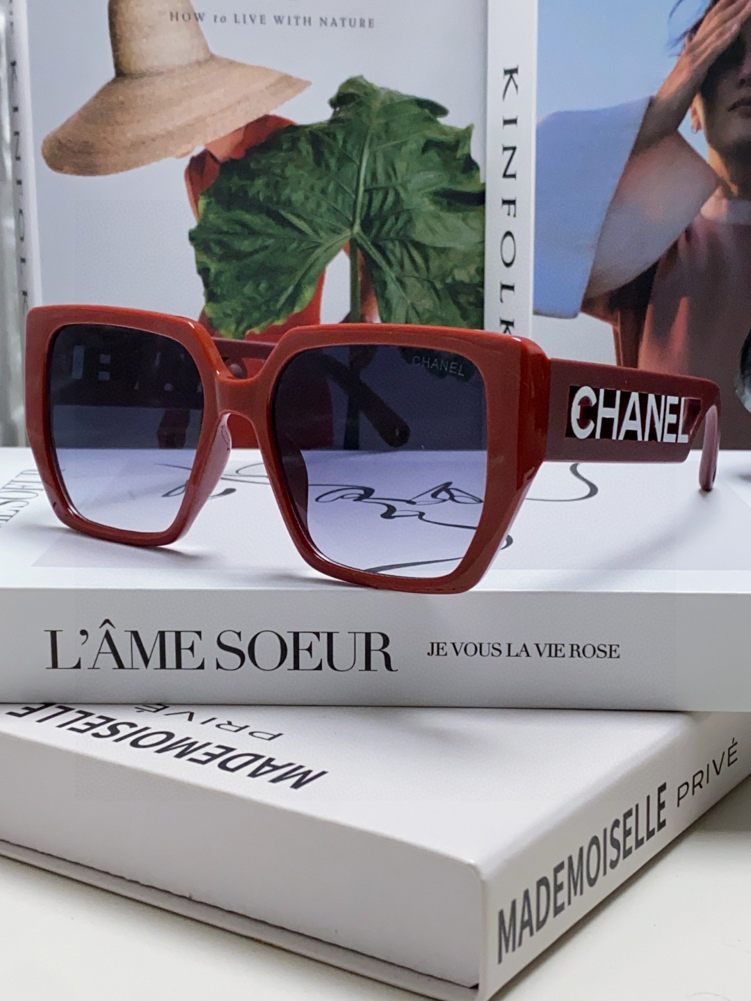  Chanel香奈儿 2025新款英文字母方框太阳镜女韩版潮流百搭墨镜网红街拍简约眼镜 