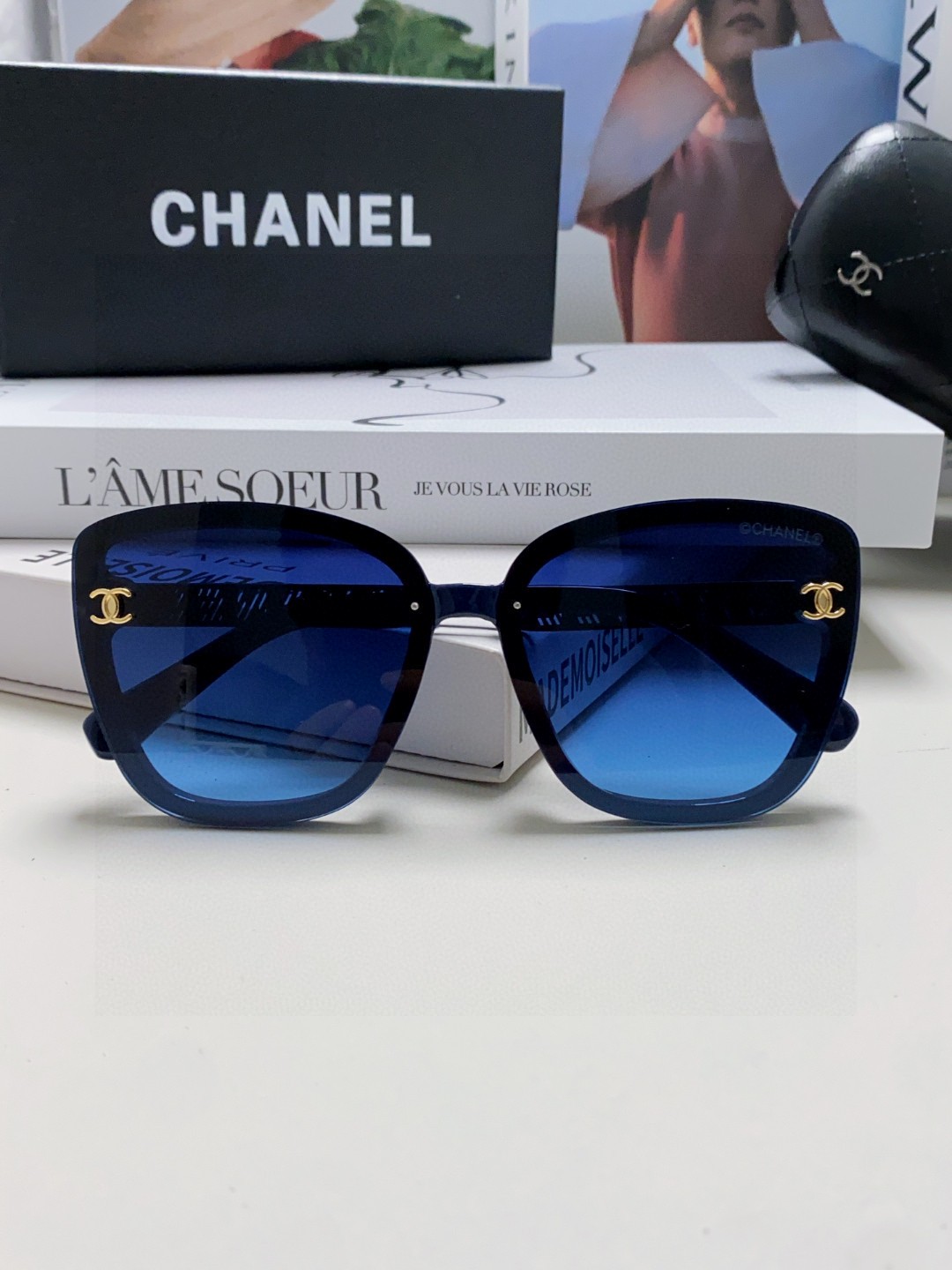  Chanel香奈儿 2025新款男生女士通用 太阳镜运动欧美女防紫外线墨镜优雅香家情侣嘻哈美式眼镜 