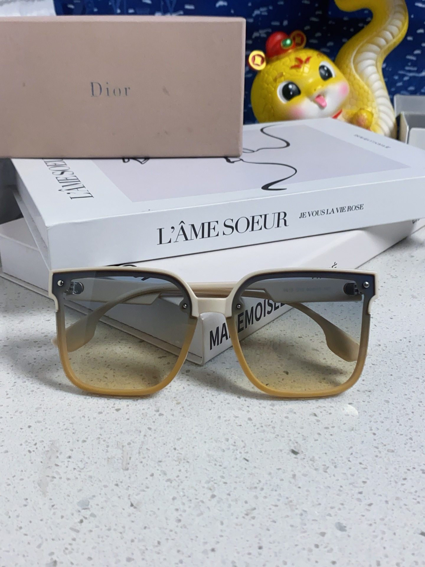  Dior迪奥 2025新款墨镜女潮高级感方形大框韩版网红眼镜圆脸显瘦防紫外线太阳镜女款