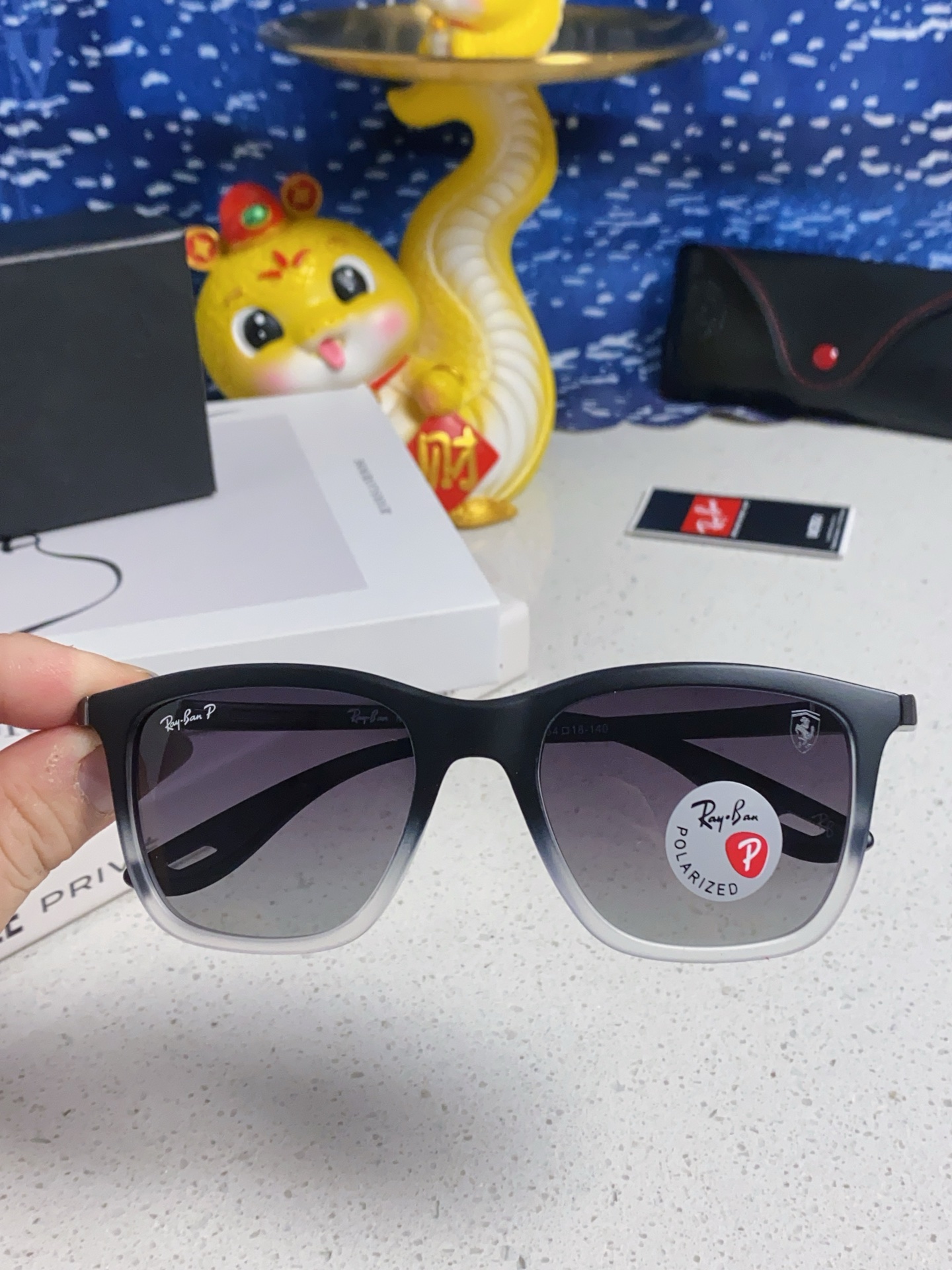  RayBan雷朋法拉利联名款 2025最新款太阳镜男女款板材ins风时尚潮流休闲百搭墨镜RB7222