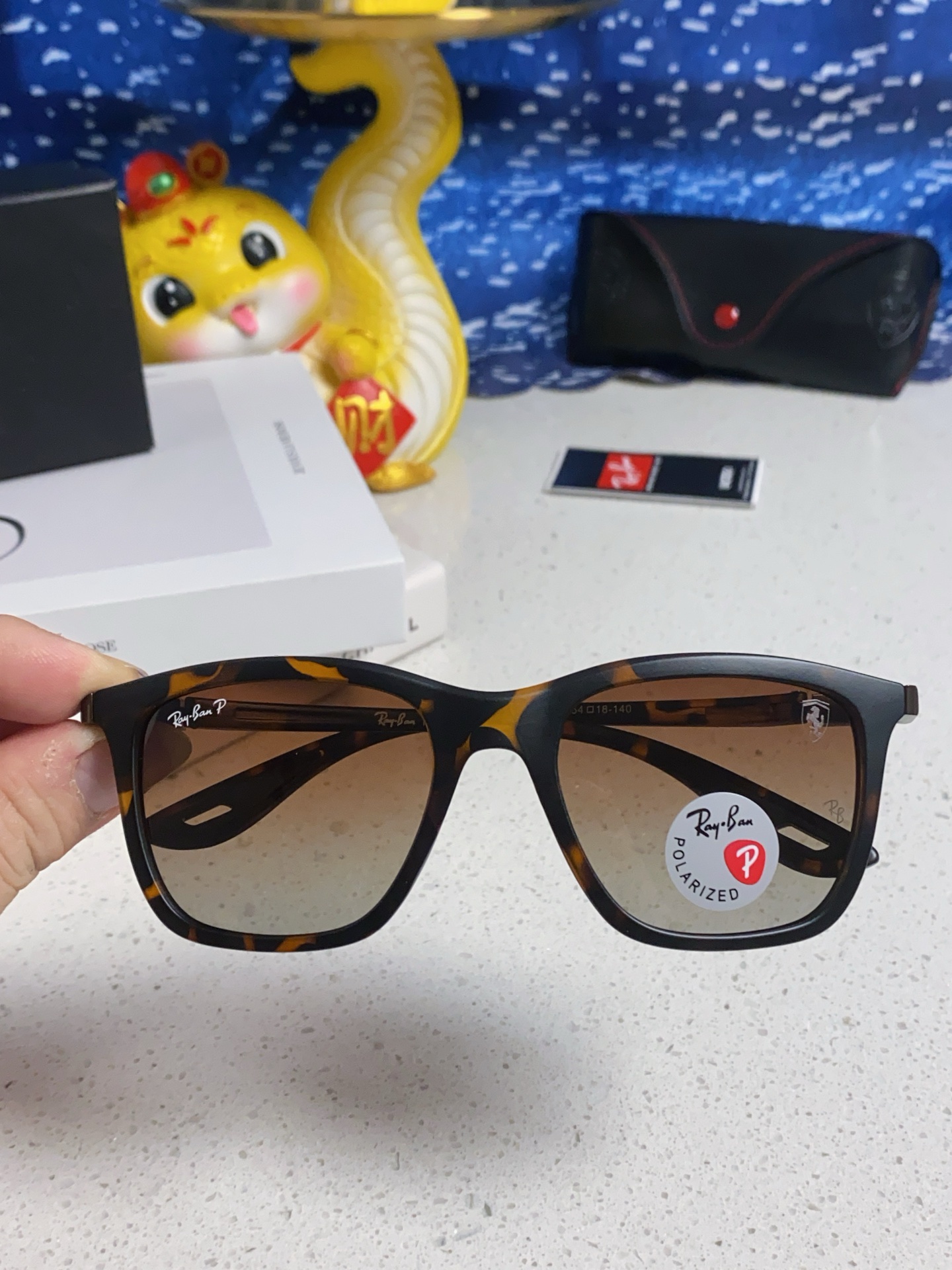  RayBan雷朋法拉利联名款 2025最新款太阳镜男女款板材ins风时尚潮流休闲百搭墨镜RB7222
