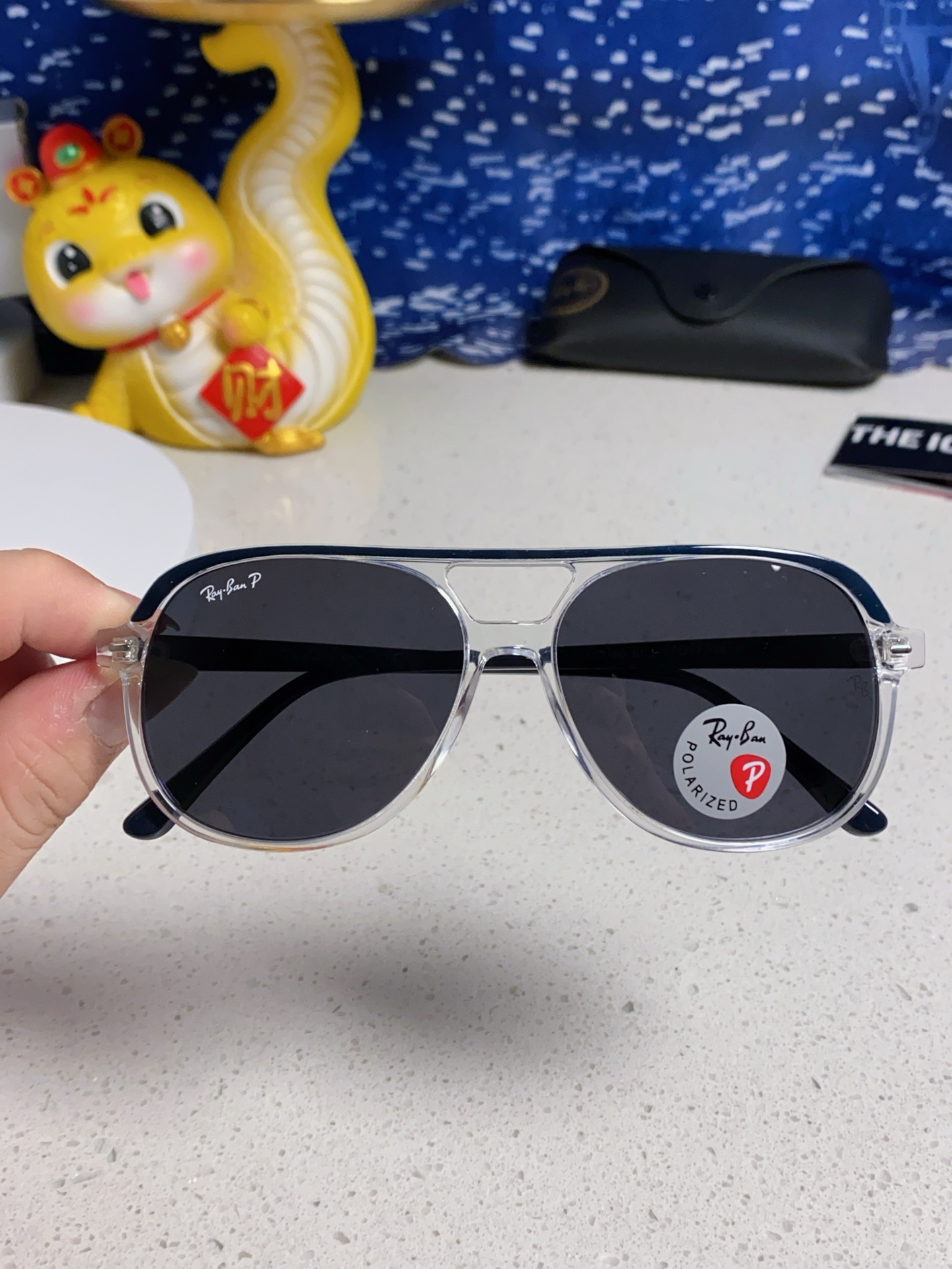  RayBan雷朋 2025新款成毅同款眼镜太阳镜男女款不规则修颜墨镜 RB2198 偏光镜片