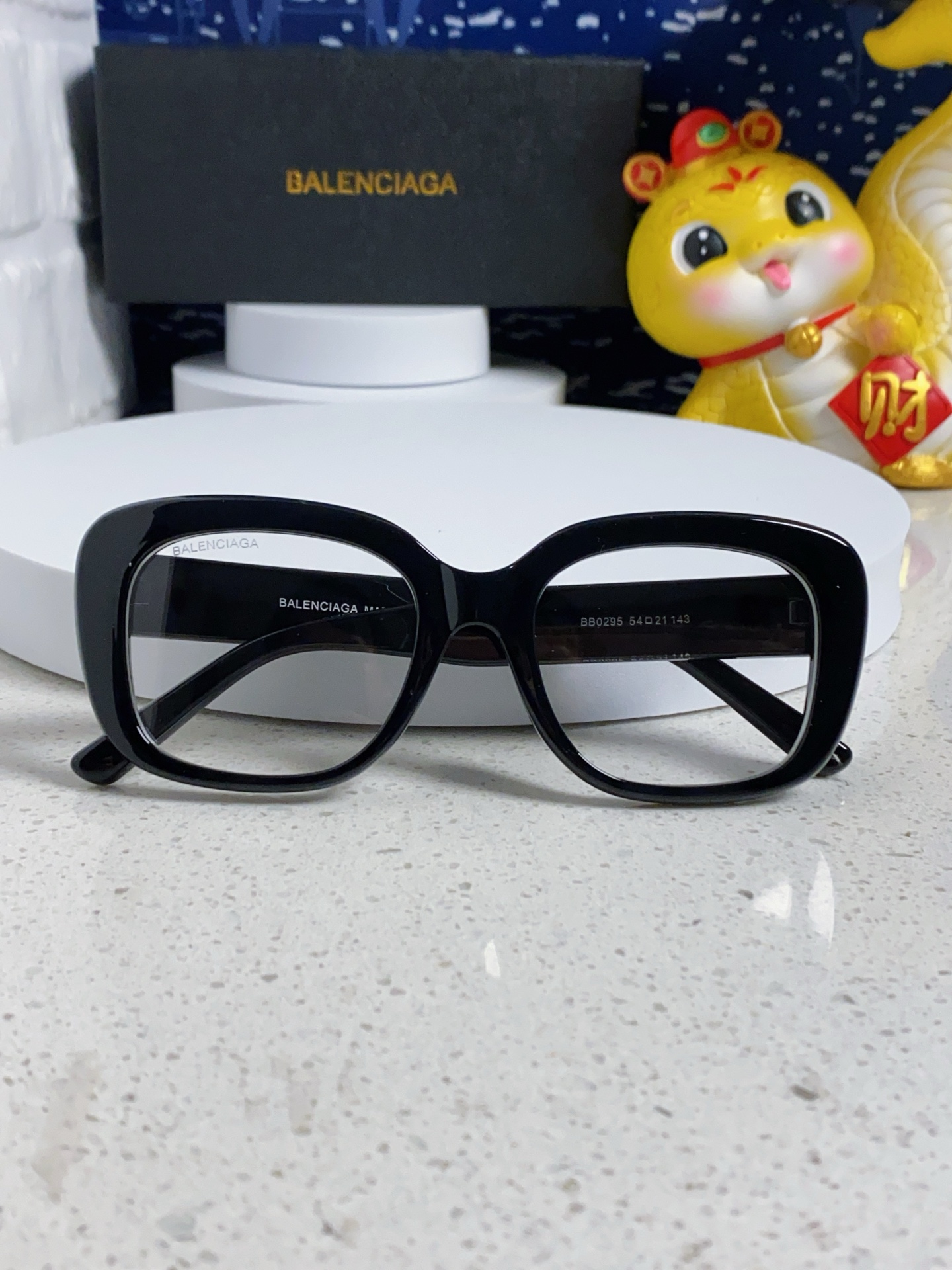  Balenciaga巴黎世家 2025新款蝶形墨镜女时尚潮流方框复古板材太阳眼镜男BB0295