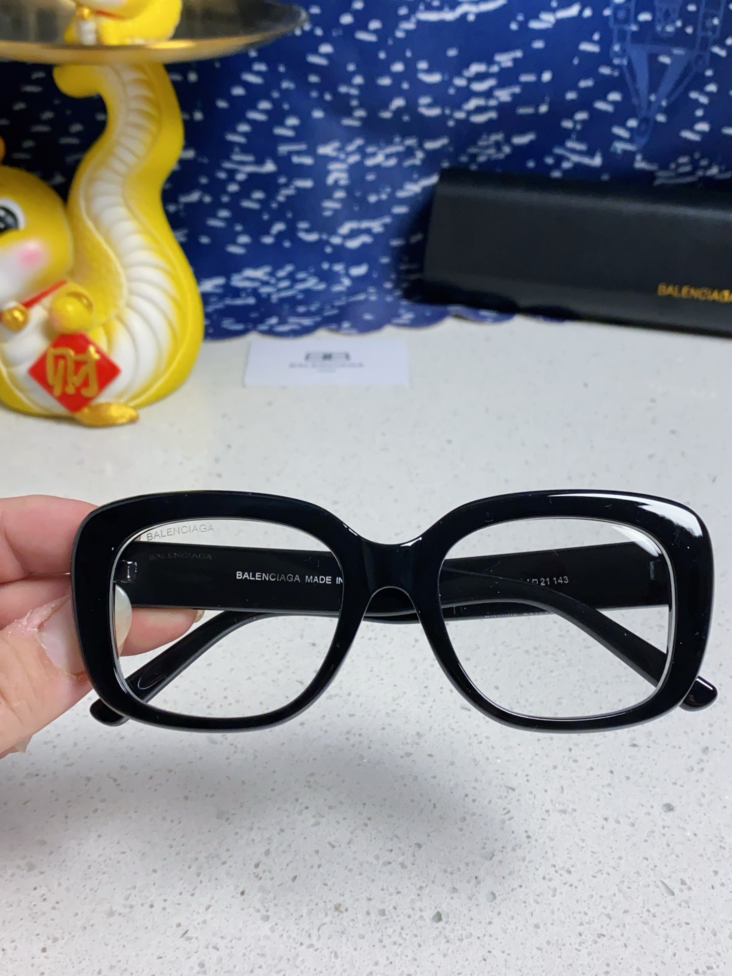  Balenciaga巴黎世家 2025新款蝶形墨镜女时尚潮流方框复古板材太阳眼镜男BB0295