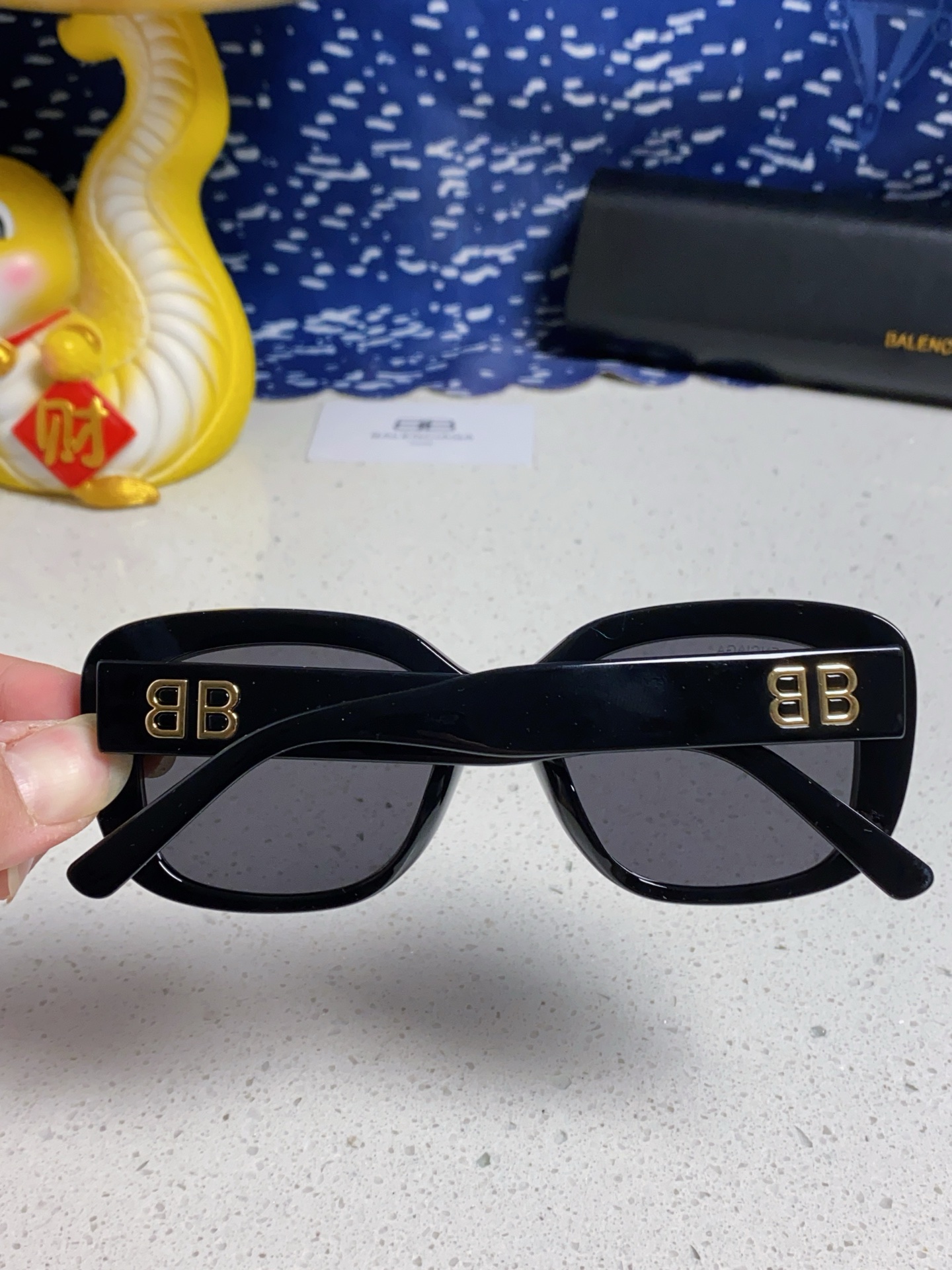  Balenciaga巴黎世家 2025新款蝶形墨镜女时尚潮流方框复古板材太阳眼镜男BB0295