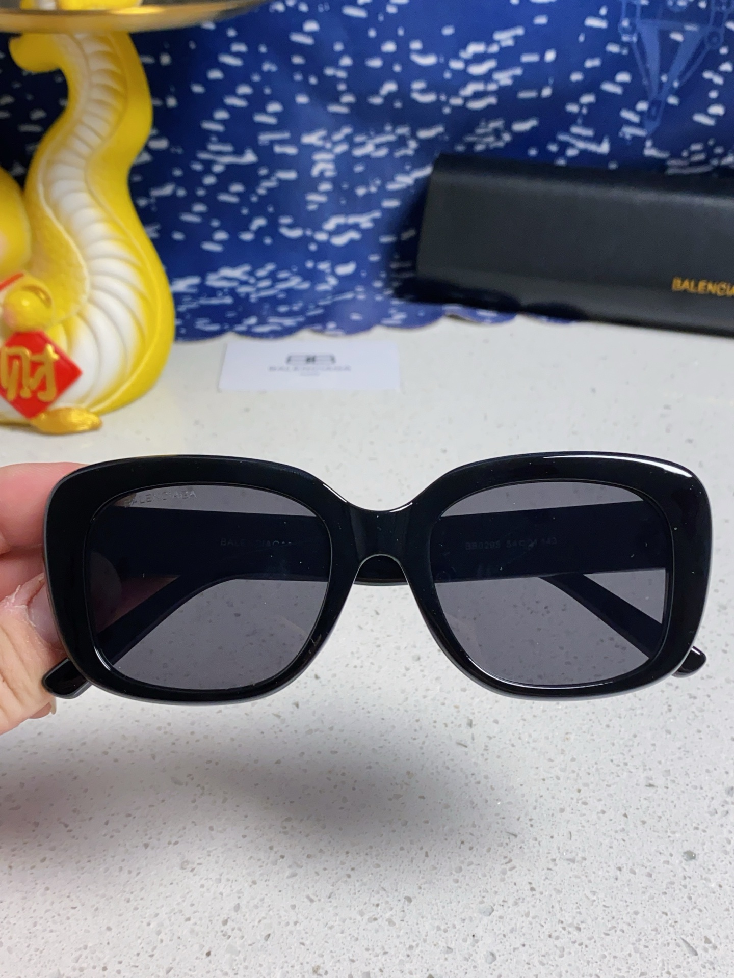  Balenciaga巴黎世家 2025新款蝶形墨镜女时尚潮流方框复古板材太阳眼镜男BB0295