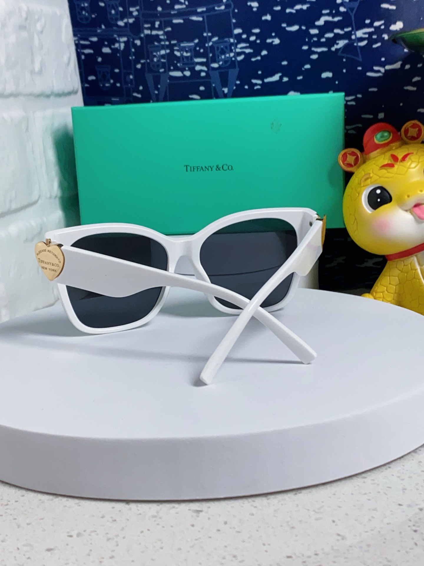  Tiffany & Co.TIFFANY蒂芙尼 2025新款太阳眼镜女男款偏光墨镜方形0TF4216F