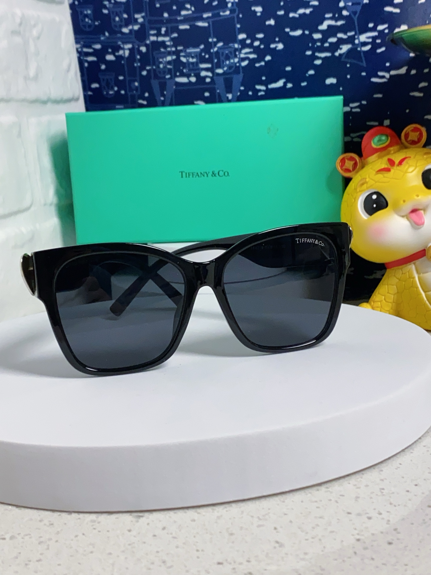  Tiffany & Co.TIFFANY蒂芙尼 2025新款太阳眼镜女男款偏光墨镜方形0TF4216F