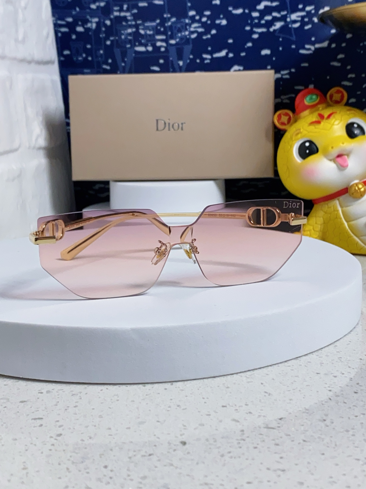  Dior迪奥 2025新款潮牌太阳眼镜M3U男女款太阳镜墨镜高品质金属框架 