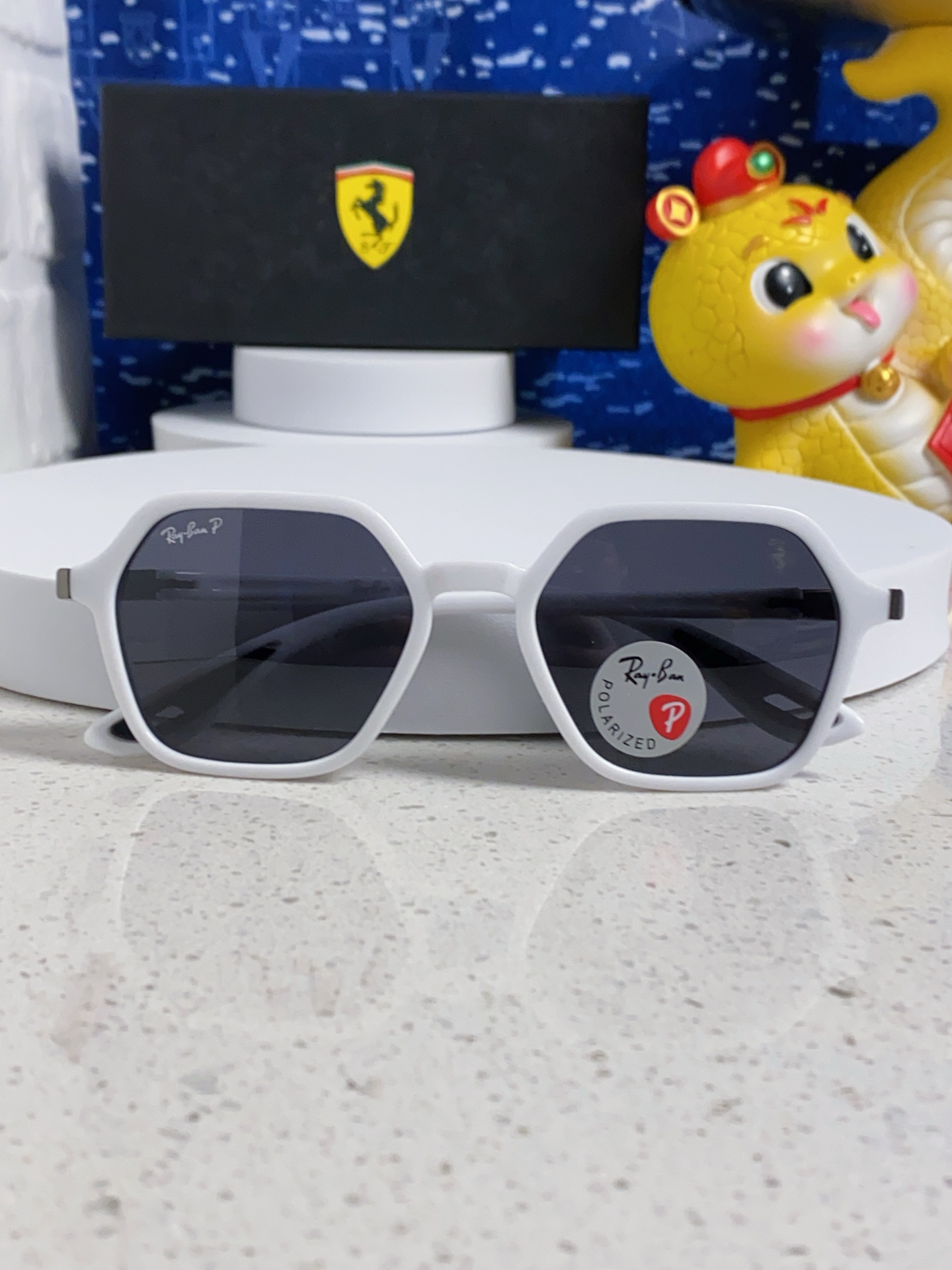  RayBan雷朋 法拉利联名 偏光太阳镜男女眼镜大方框开车墨镜 BR8945
