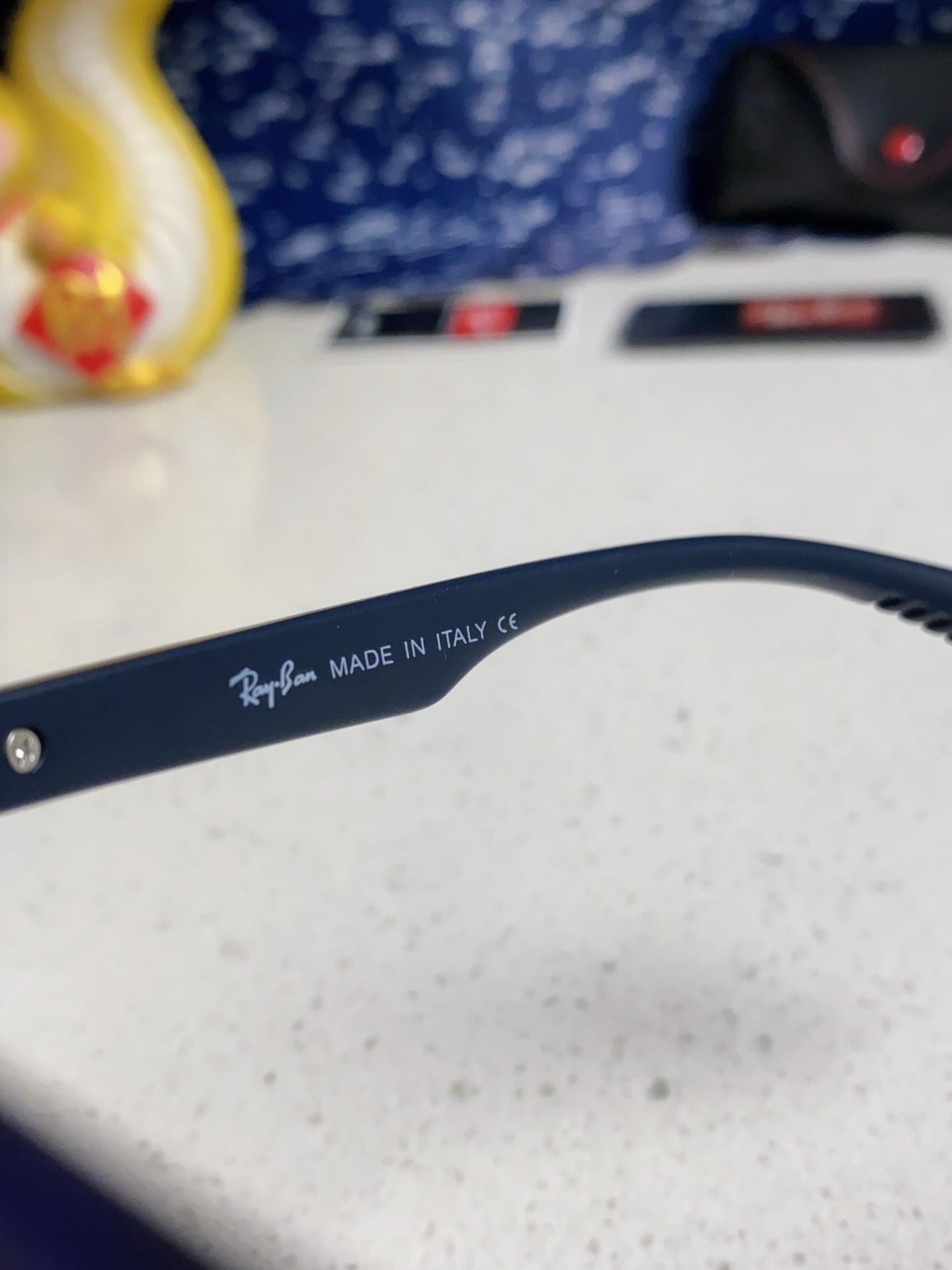  Ray Ban雷朋法拉利联名款 2025新款男友系列方形中性太阳镜偏光镜片 RB8371 