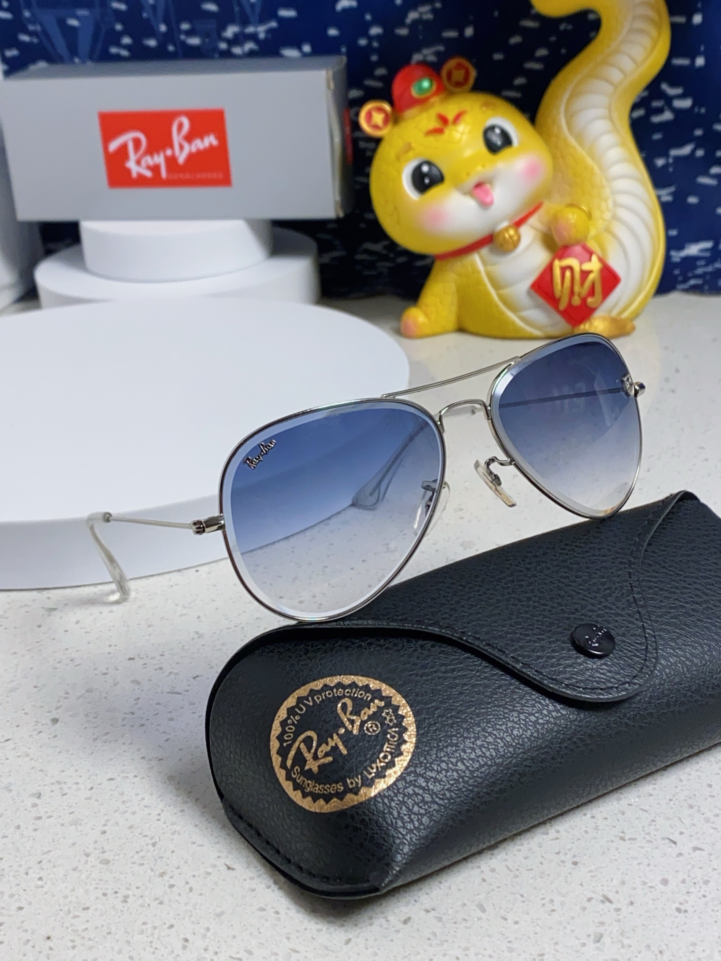  RayBan雷朋 2025最新款 明星同款太阳镜男女飞行员式蛤蟆镜开车墨镜玻璃镜 男女通用 RB302