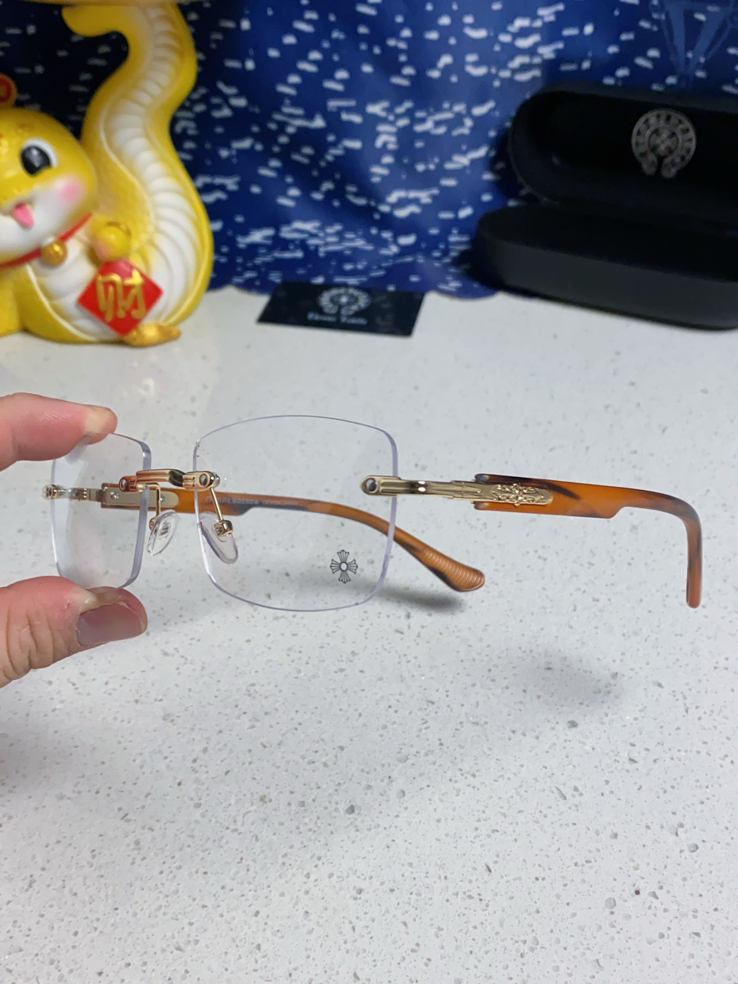  Chrome Hearts克罗心 2025新款潮流眼镜框架新品复古无框长方形 打孔个性男女超轻粗腿平光