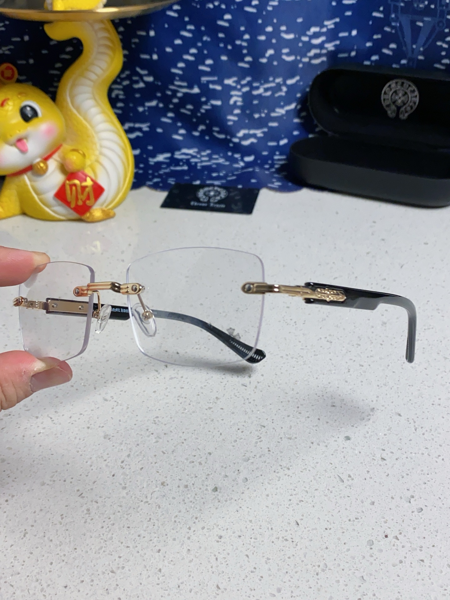  Chrome Hearts克罗心 2025新款潮流眼镜框架新品复古无框长方形 打孔个性男女超轻粗腿平光