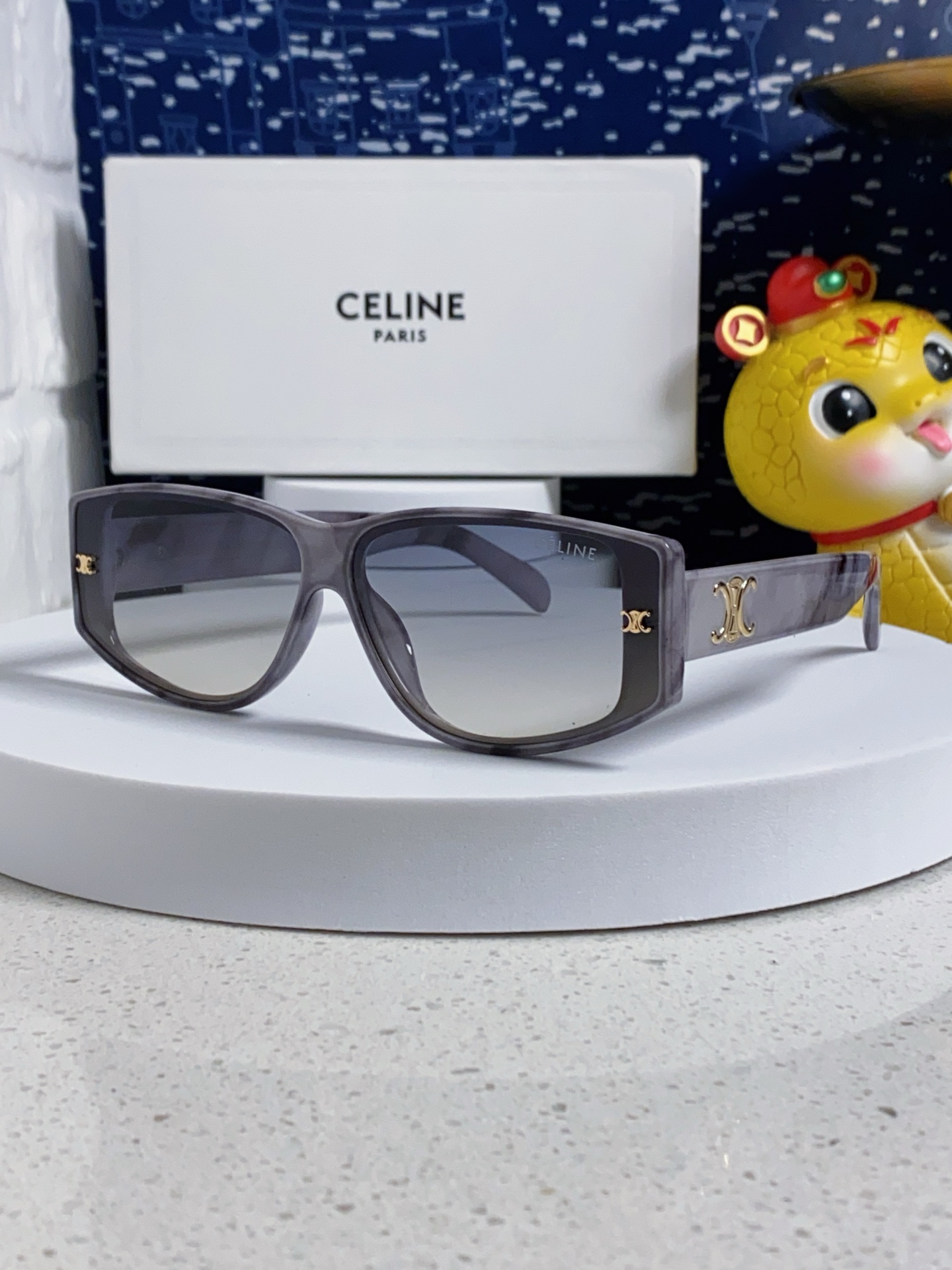  Celine赛林 2025凯旋门墨镜刘诗诗蔡文静同款大框显脸小欧美风流网红高级ins 女士墨镜