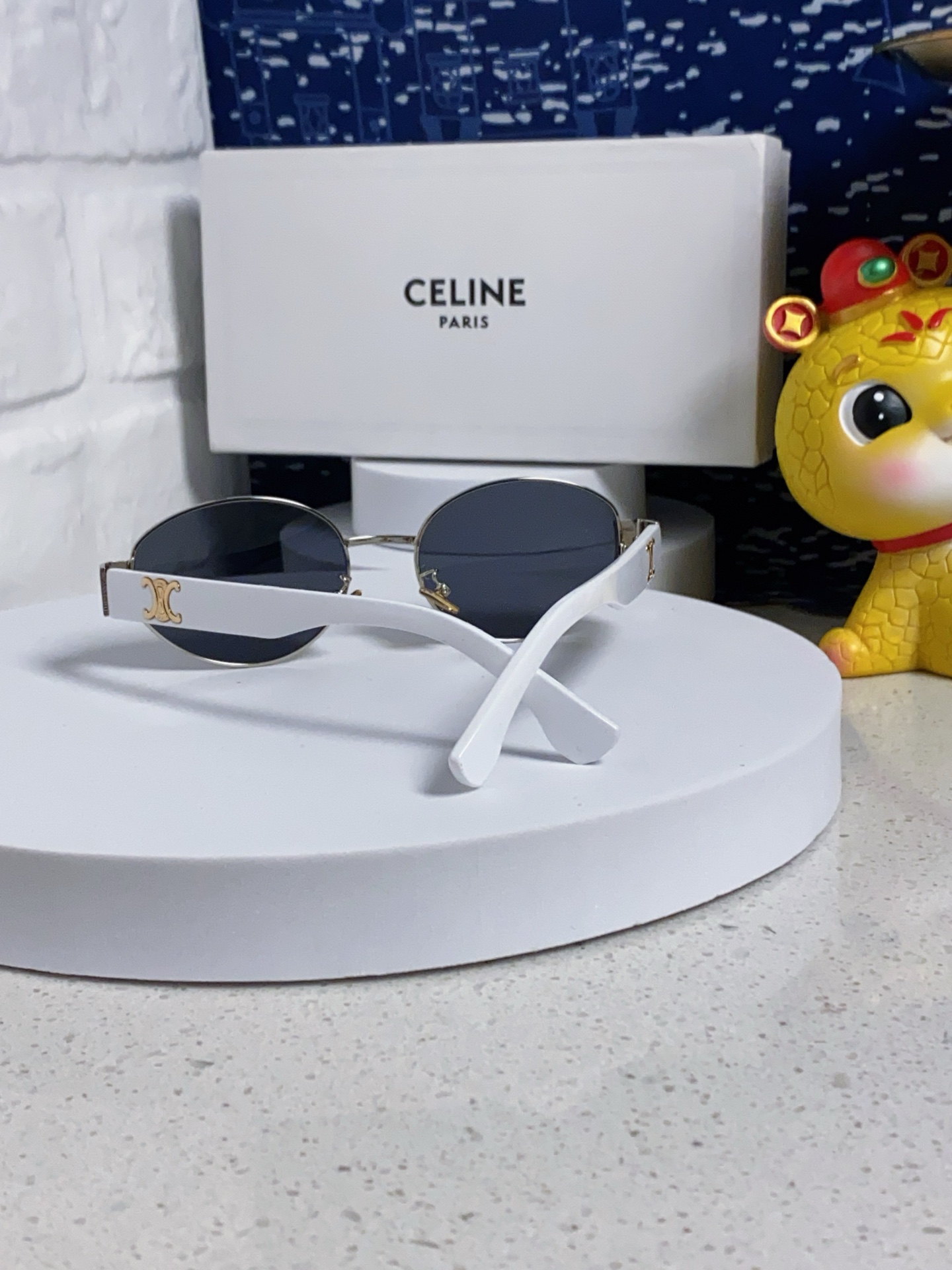  celine赛林 2025新款网红椭圆形凯旋门ins风复古时尚太阳眼镜男墨镜男女通用 