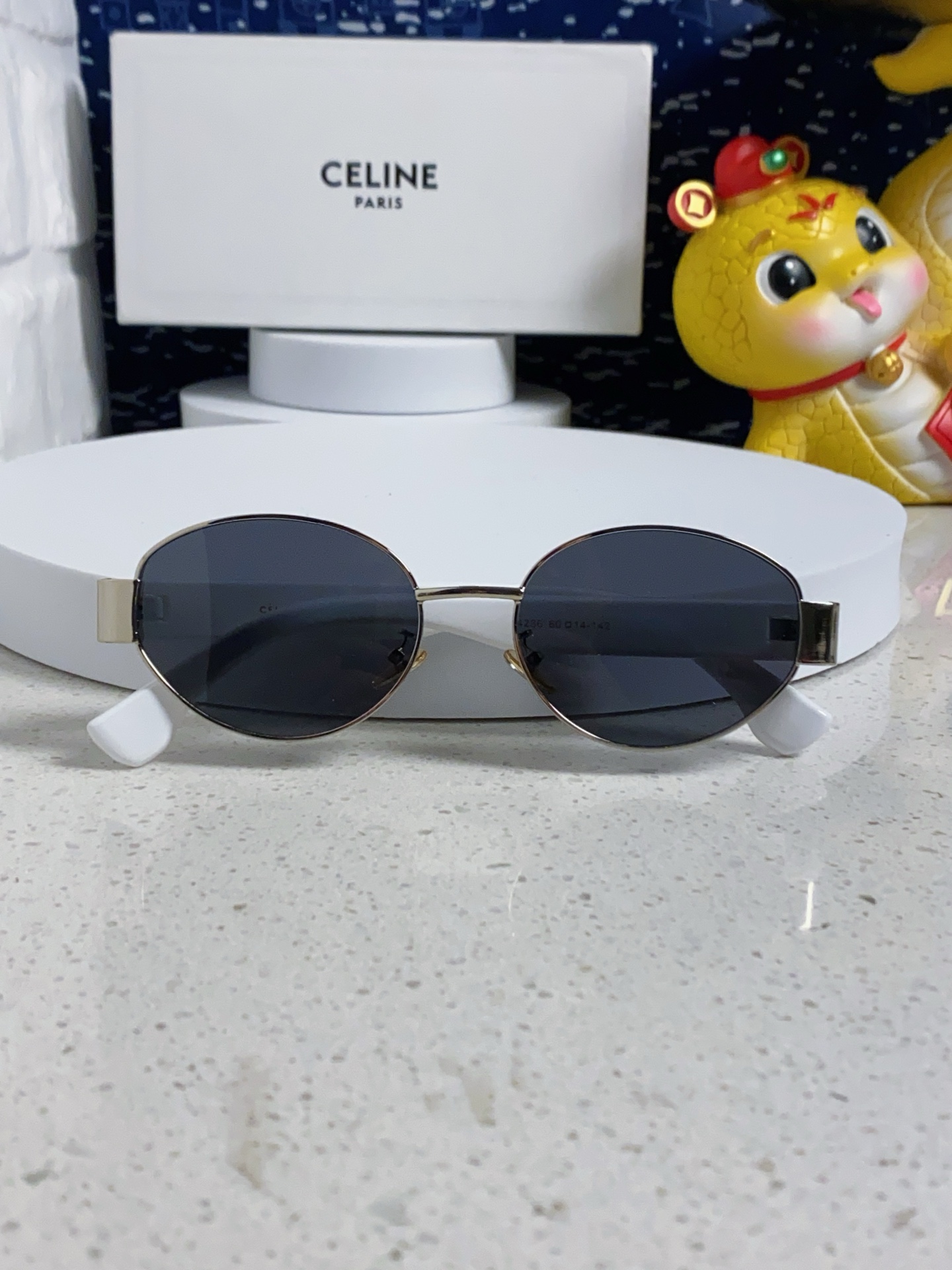  celine赛林 2025新款网红椭圆形凯旋门ins风复古时尚太阳眼镜男墨镜男女通用 