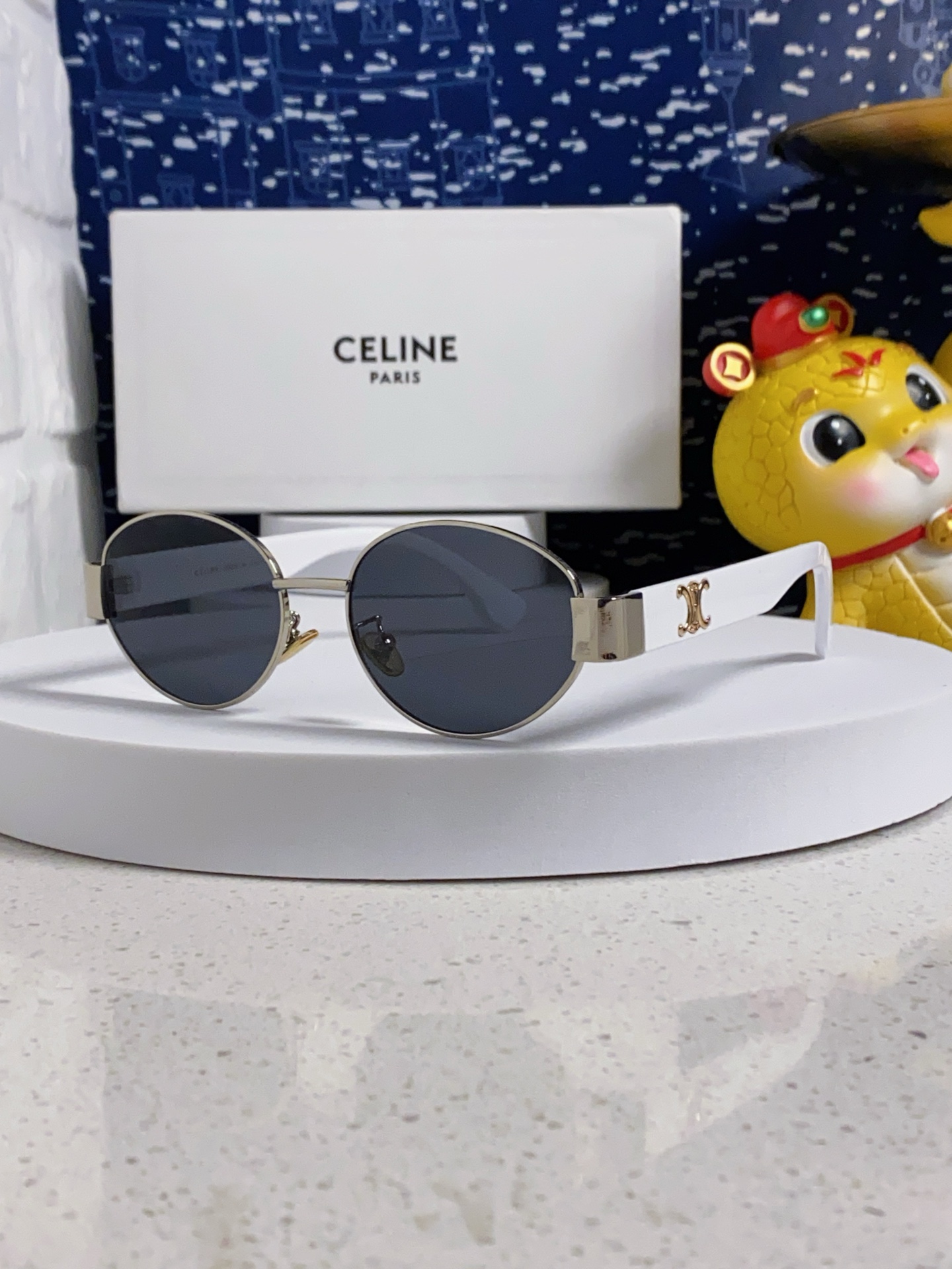  celine赛林 2025新款网红椭圆形凯旋门ins风复古时尚太阳眼镜男墨镜男女通用 