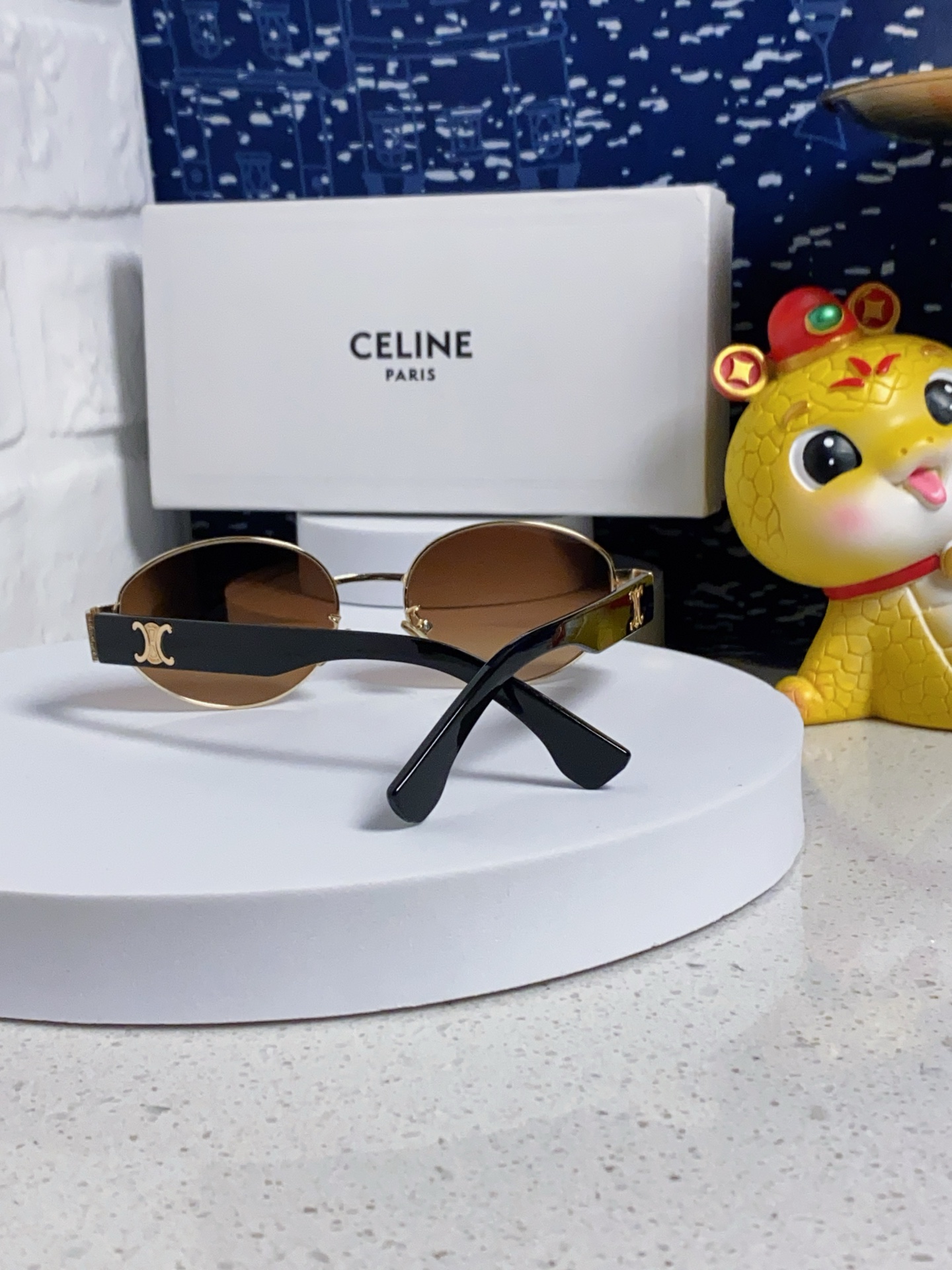  celine赛林 2025新款网红椭圆形凯旋门ins风复古时尚太阳眼镜男墨镜男女通用 