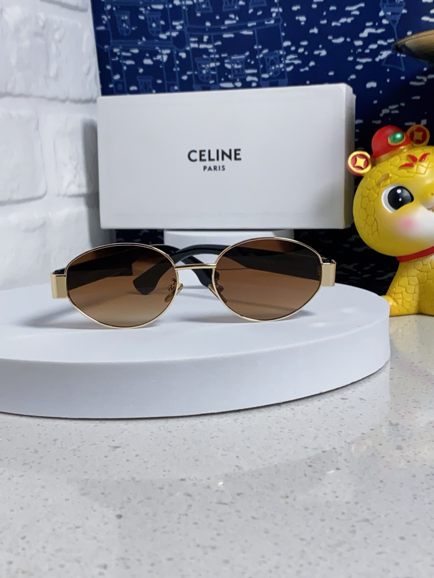  celine赛林 2025新款网红椭圆形凯旋门ins风复古时尚太阳眼镜男墨镜男女通用 
