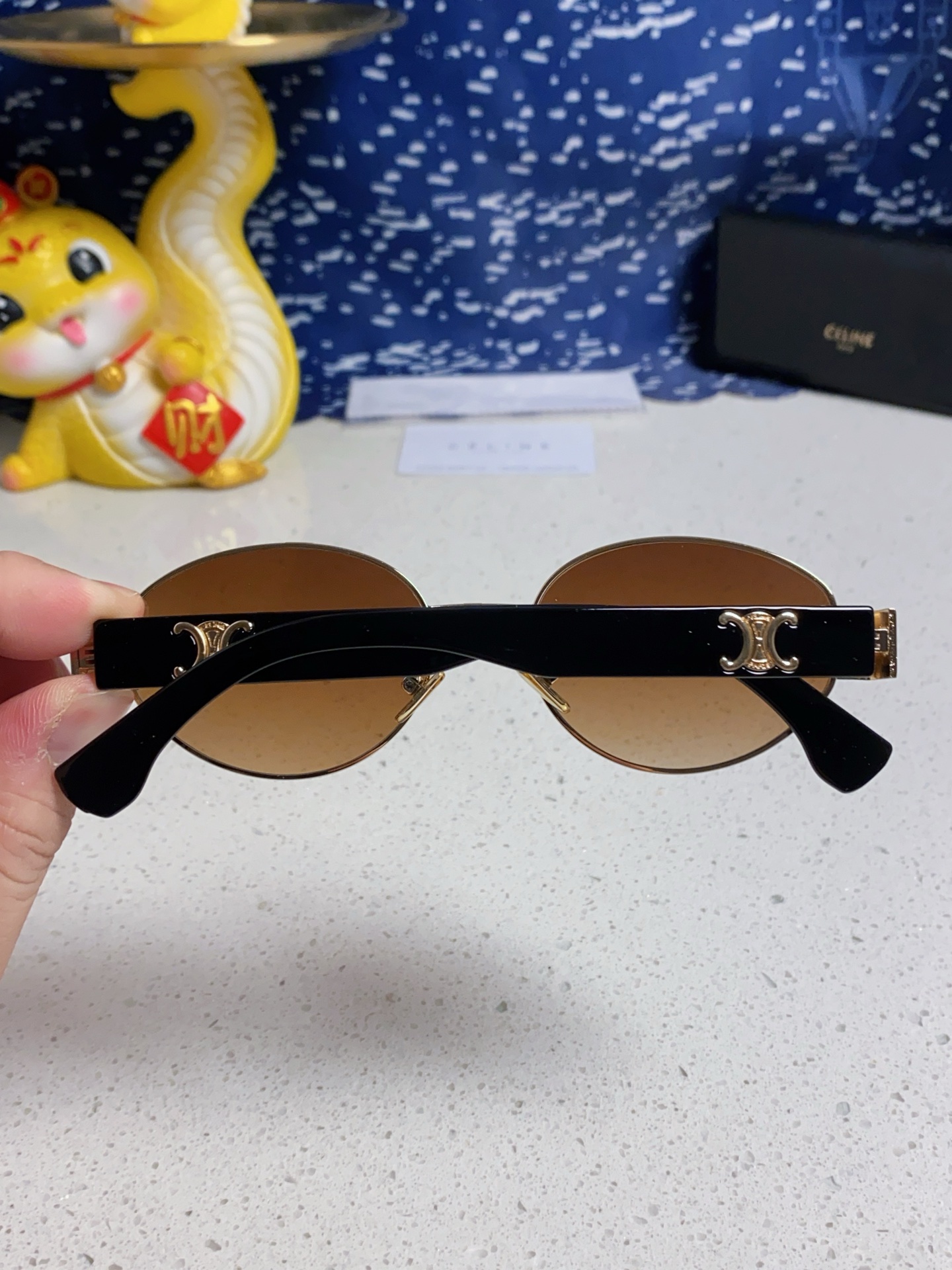  celine赛林 2025新款网红椭圆形凯旋门ins风复古时尚太阳眼镜男墨镜男女通用 